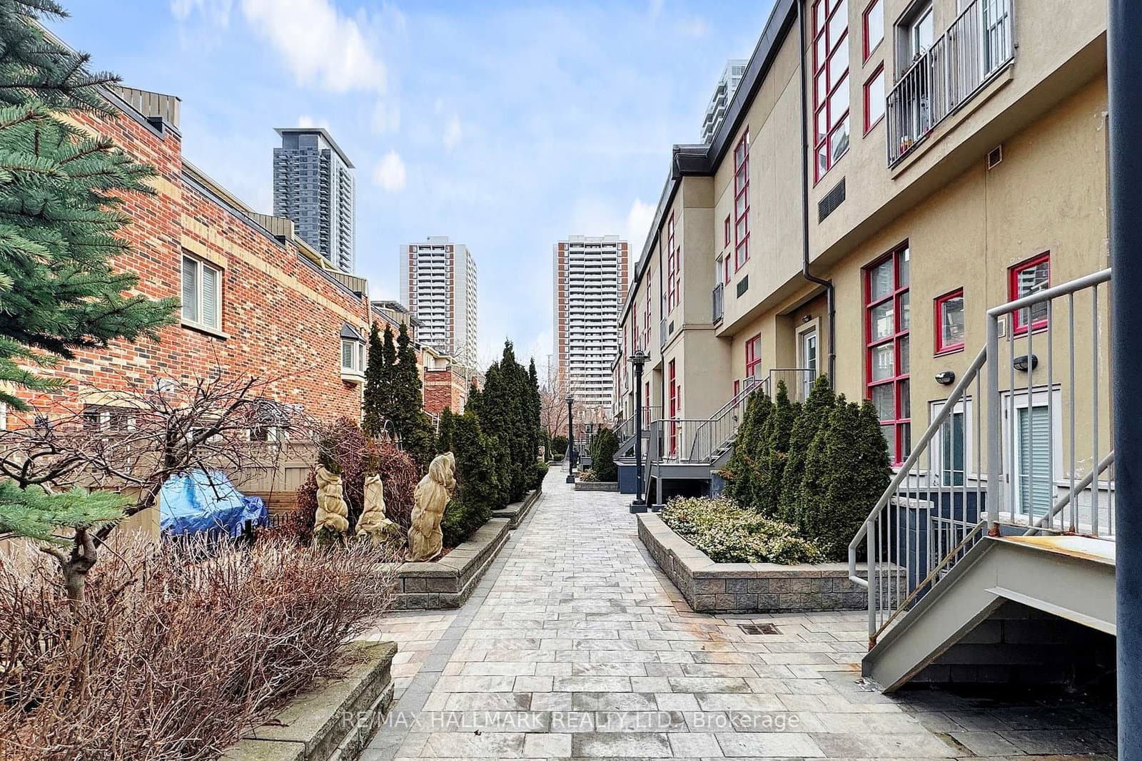 21 Earl Street, Unit 314 thumbnail 5