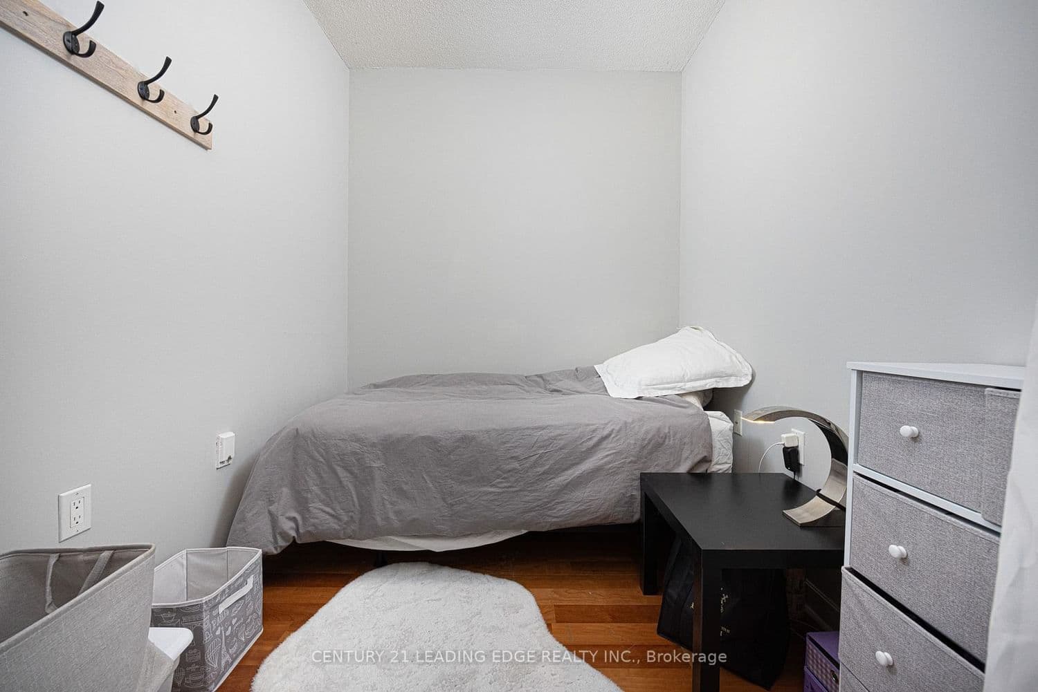 85 Bloor Street E, Unit 1413 thumbnail 19