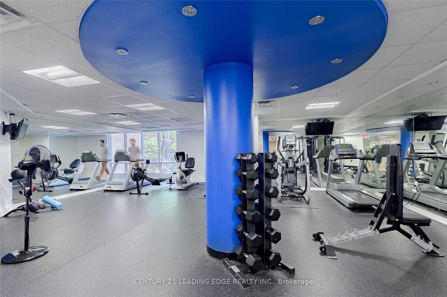 85 Bloor Street E, Unit 1413 thumbnail 24