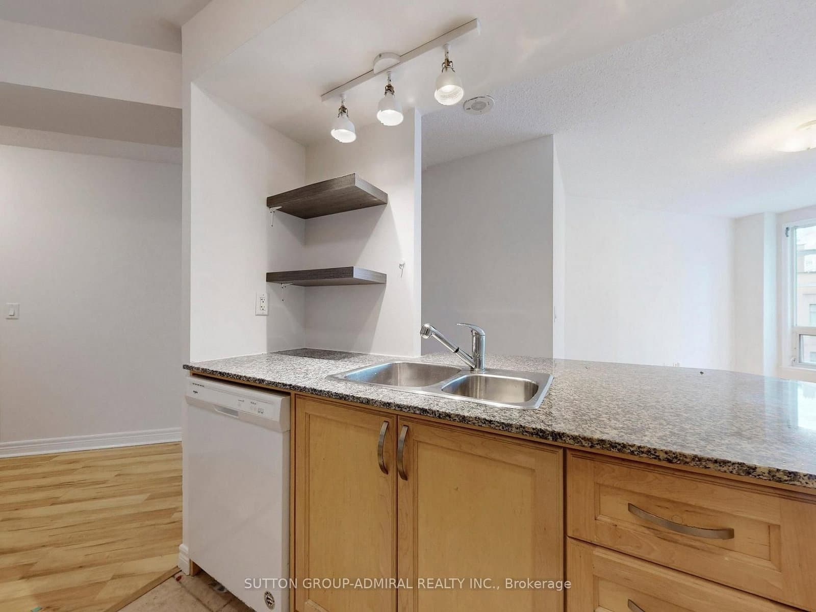 100 Hayden Street, Unit 812 thumbnail 16