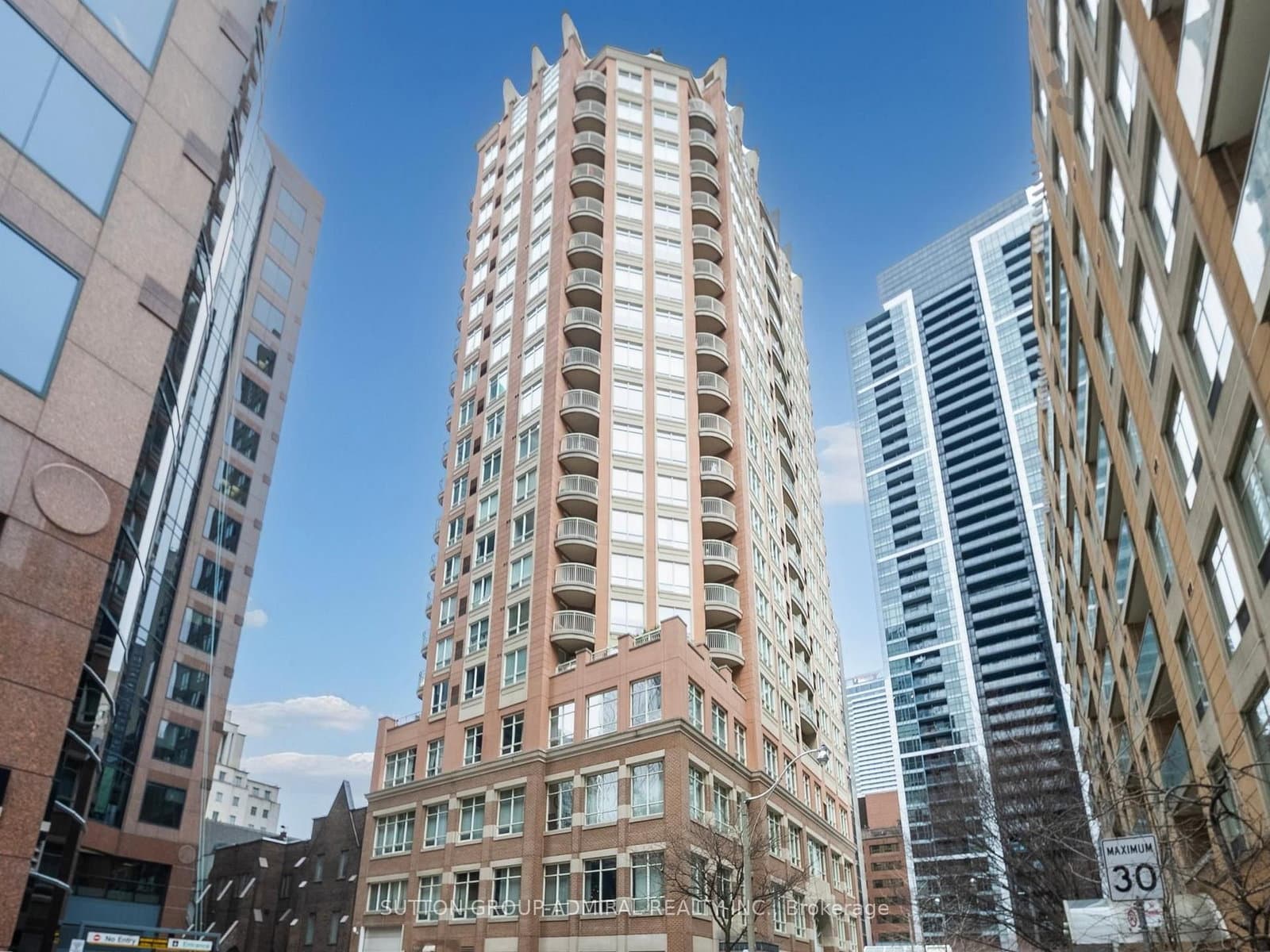 100 Hayden Street, Unit 812 thumbnail 2