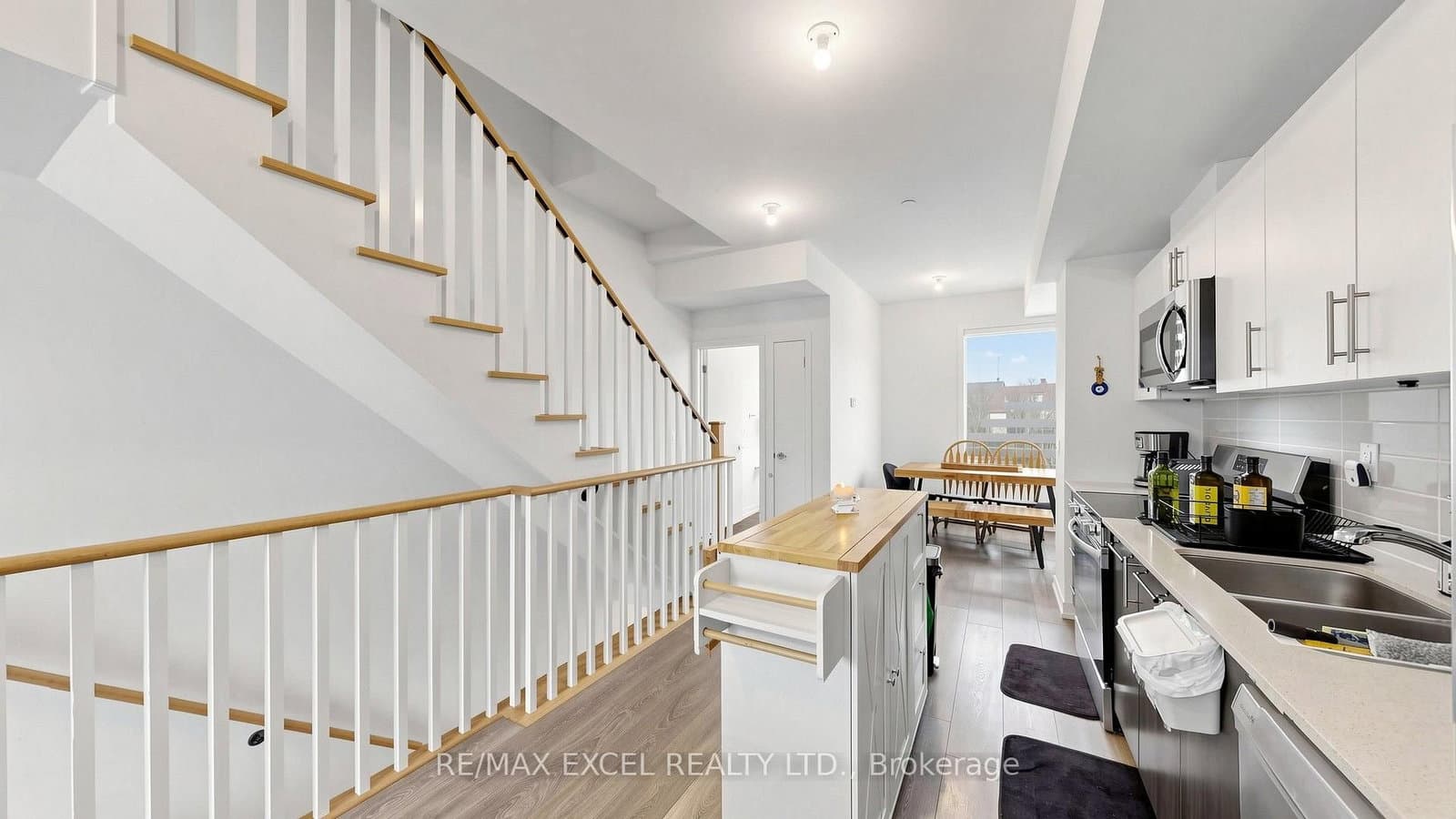 68A Tisdale Avenue thumbnail 13
