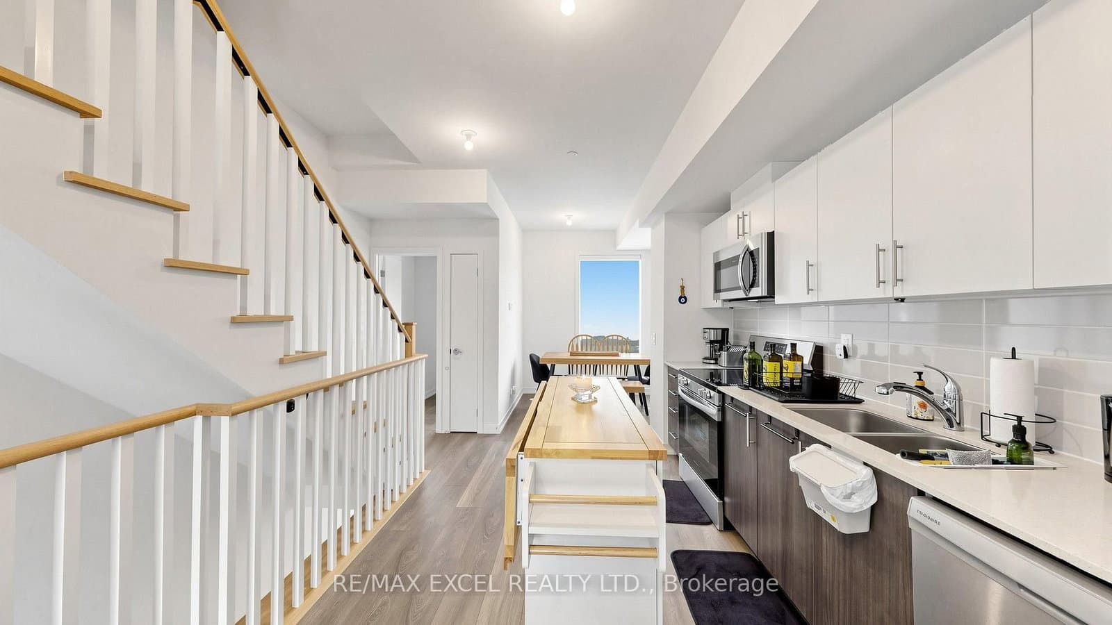68A Tisdale Avenue thumbnail 14