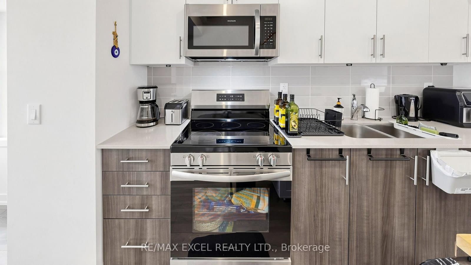 68A Tisdale Avenue thumbnail 17