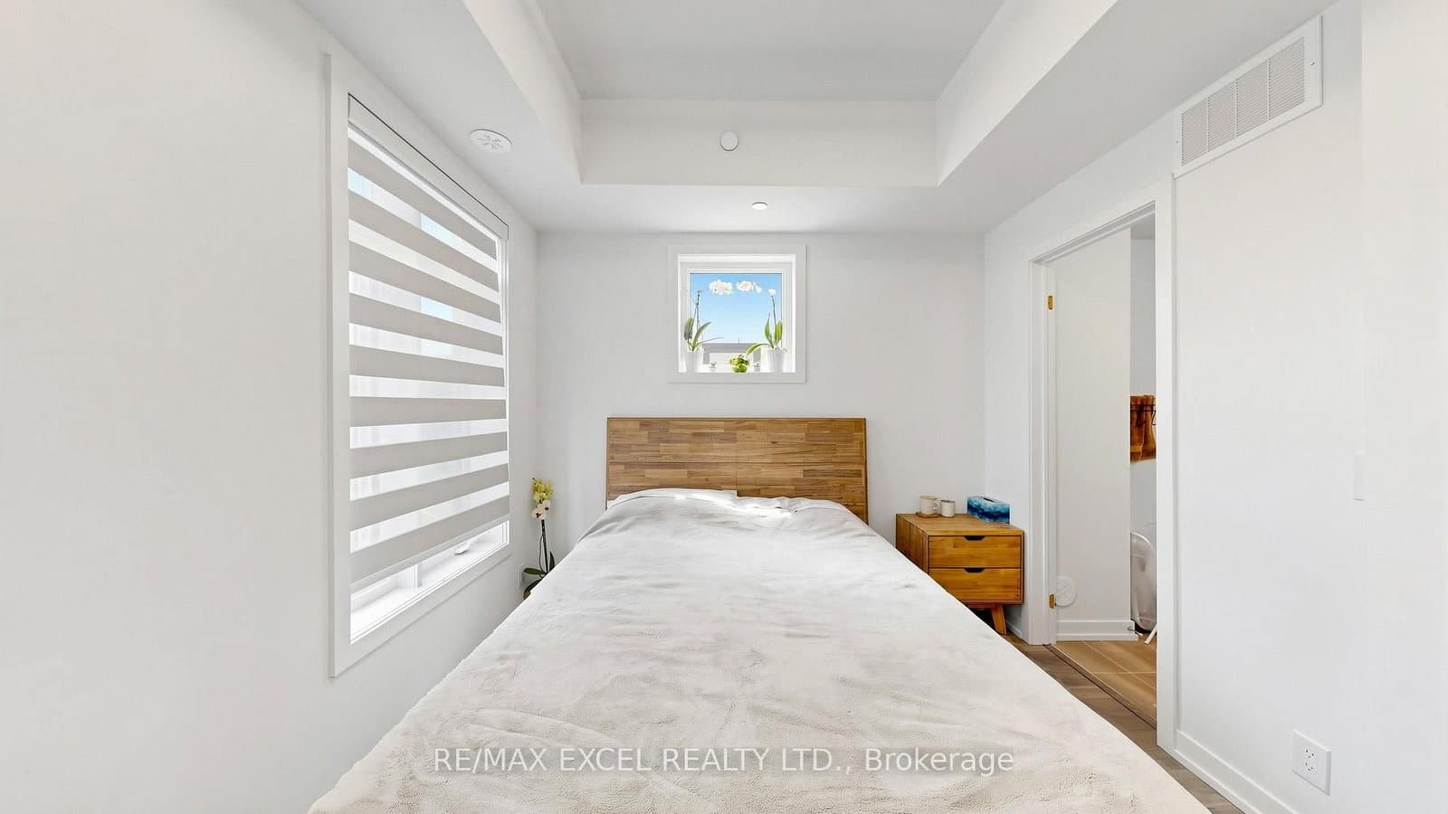 68A Tisdale Avenue thumbnail 26