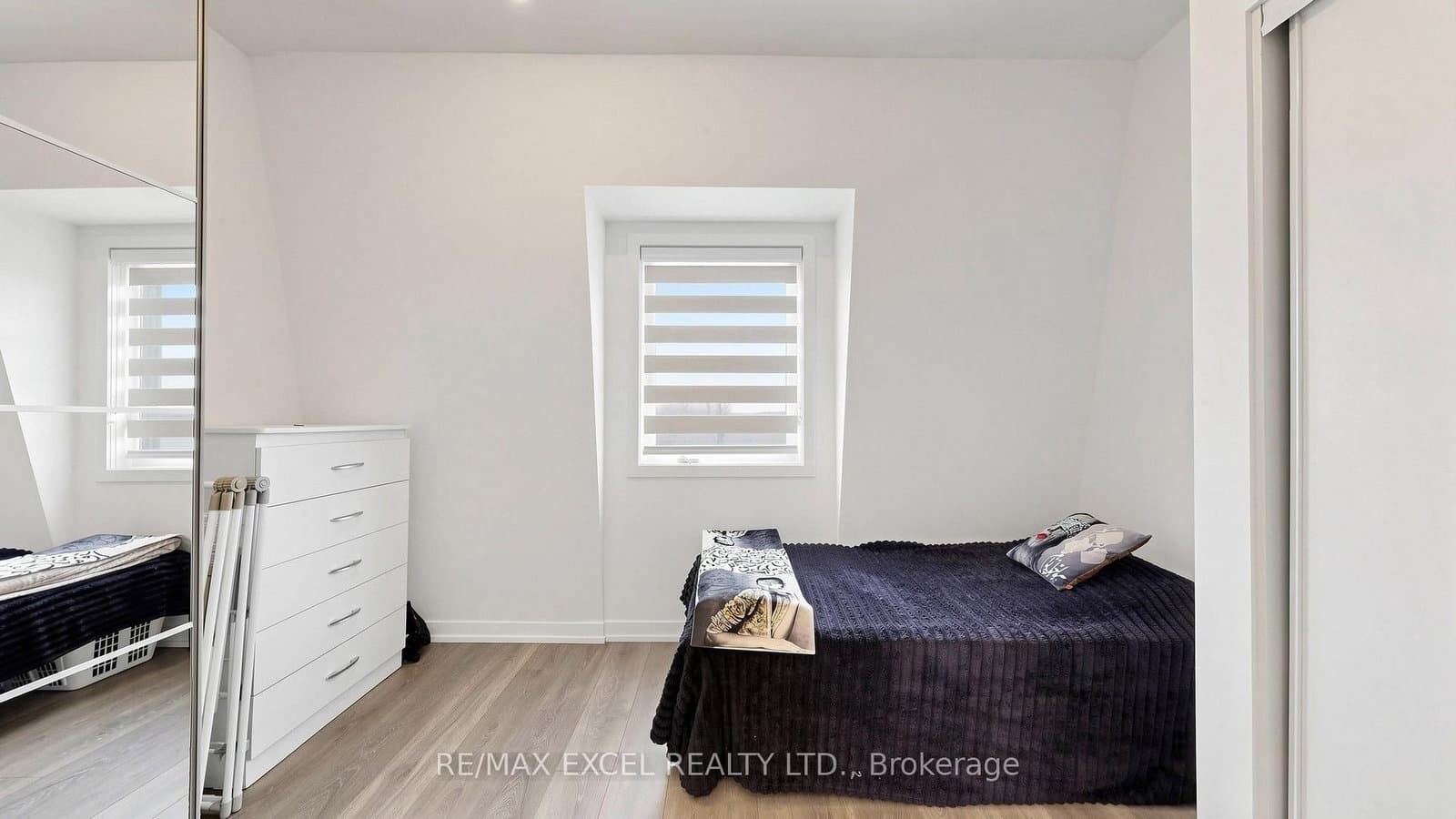 68A Tisdale Avenue thumbnail 34