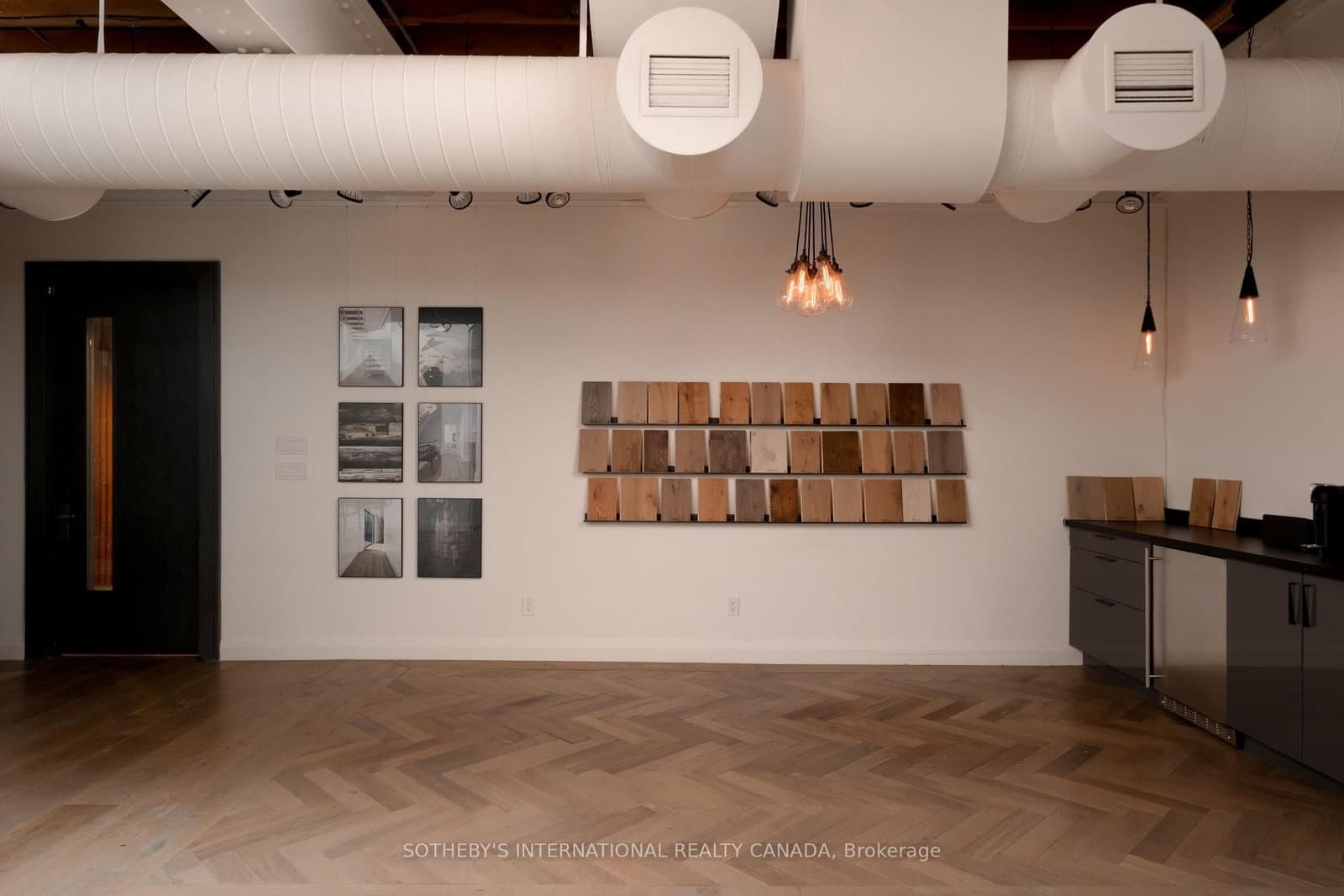 287 Macpherson Avenue, Unit 303 thumbnail 15