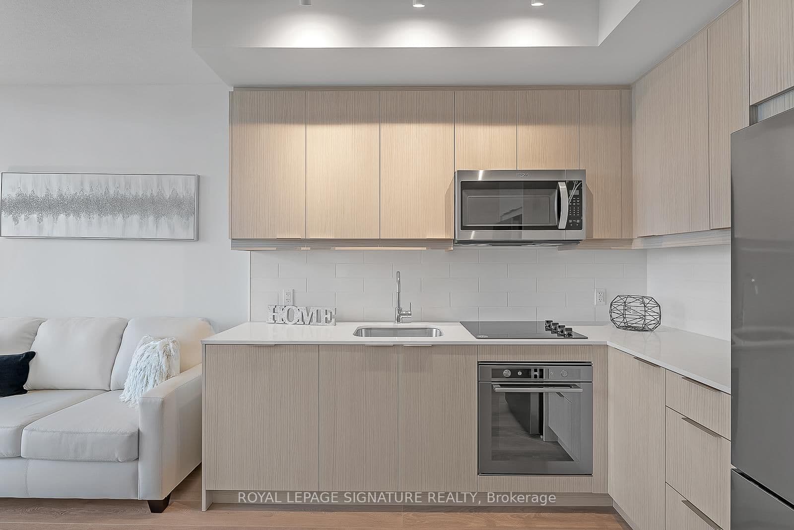 36 Forest Manor Road, Unit 722 thumbnail 5