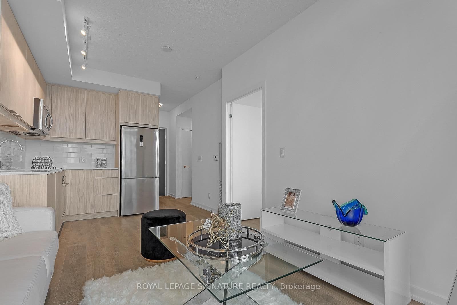 36 Forest Manor Road, Unit 722 thumbnail 8