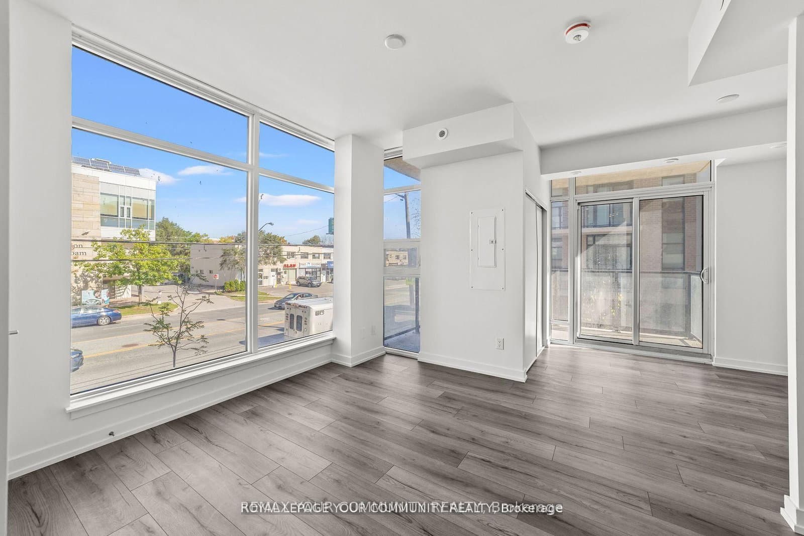 11-851 Sheppard Avenue, Unit 3rd thumbnail 12
