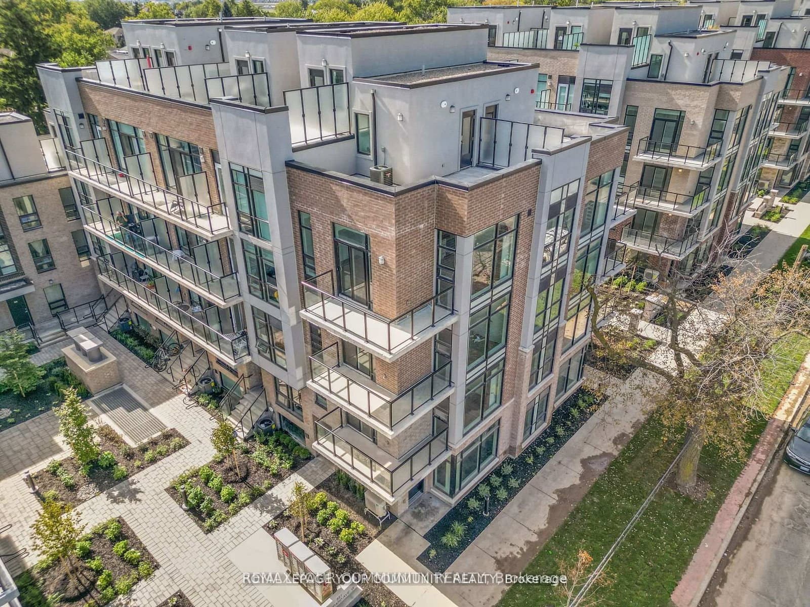 11-851 Sheppard Avenue, Unit 3rd thumbnail 5