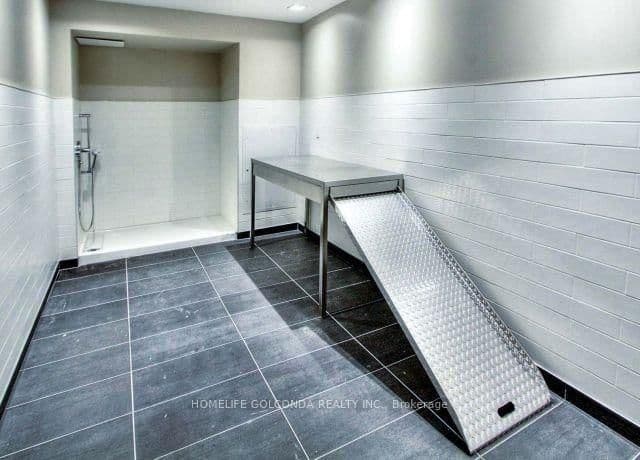 89 McGill Street, Unit 703 thumbnail 10