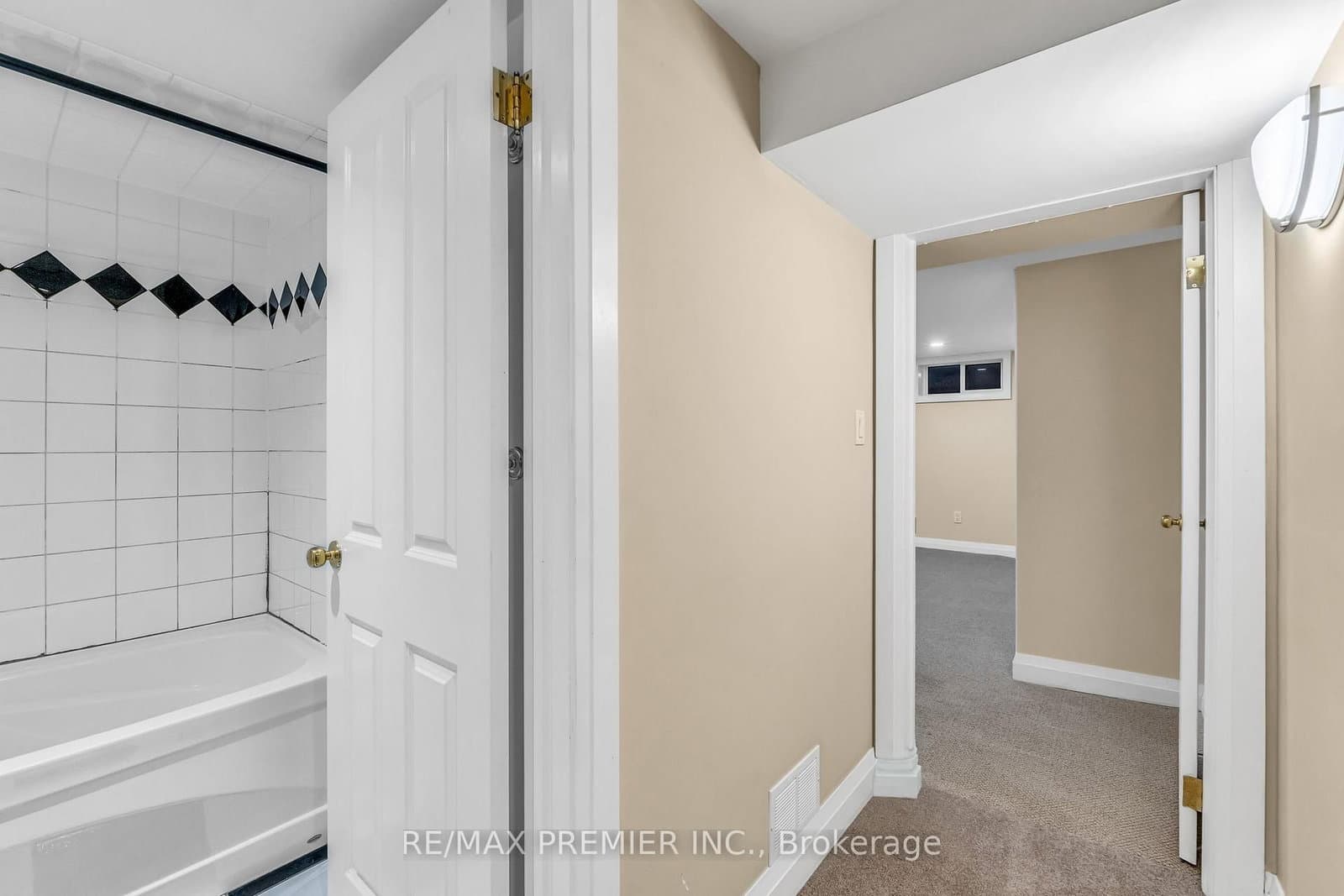 5 Killarney Road, Unit Lower Level thumbnail 9