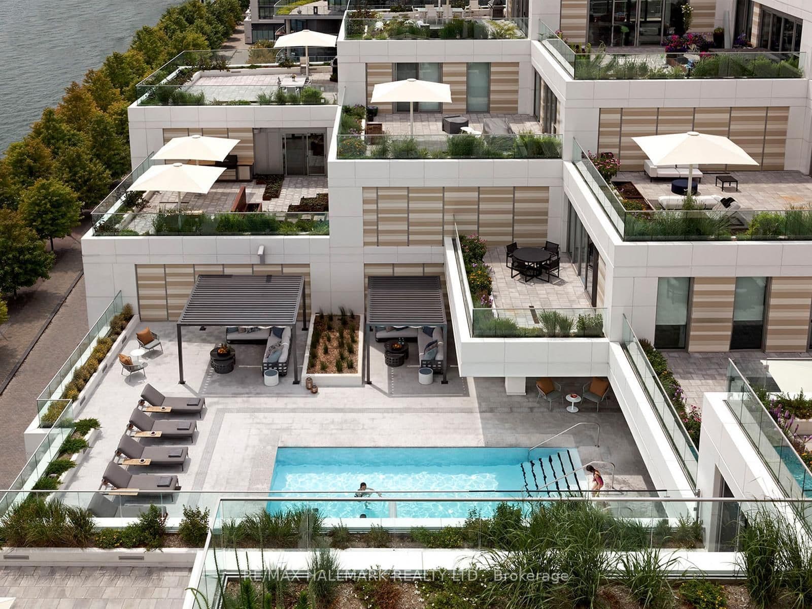 118 Merchants' Wharf, Unit 301 thumbnail 46