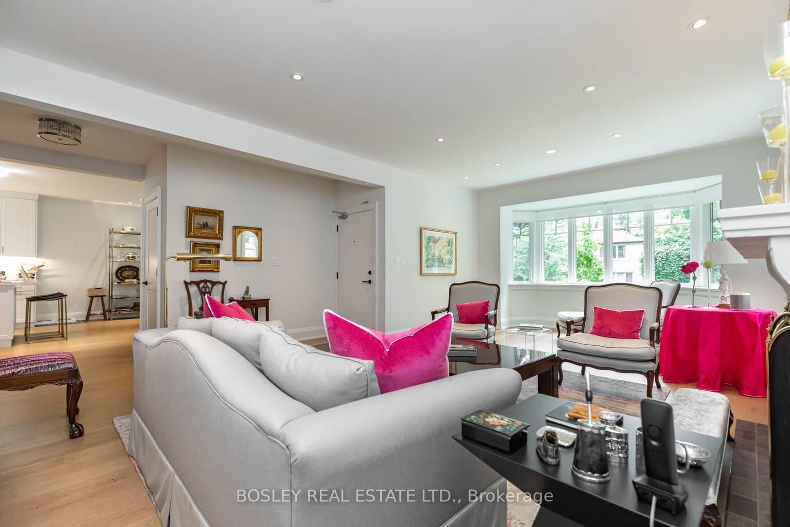 32 Edmund Avenue, Unit Main thumbnail 3