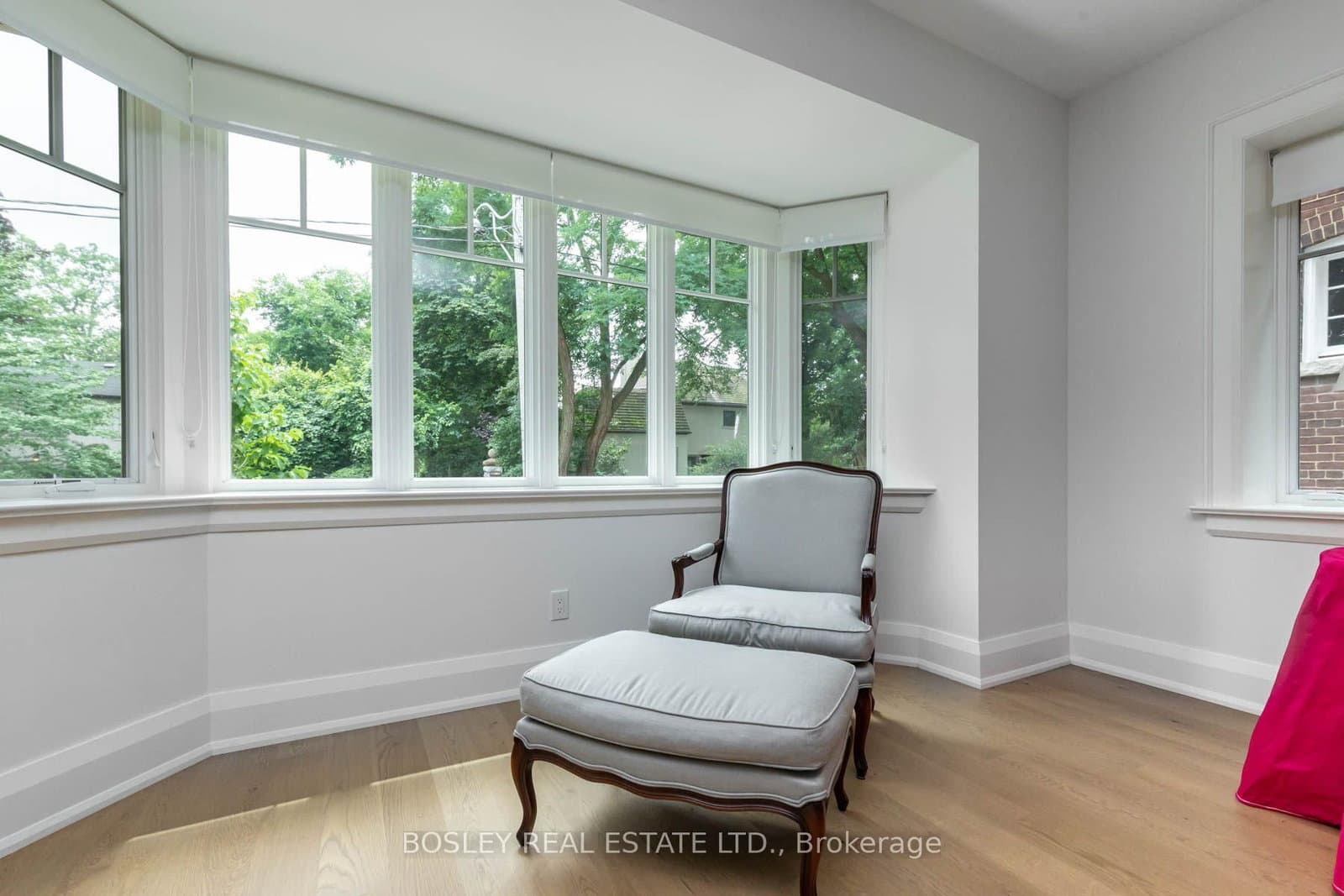 32 Edmund Avenue, Unit Main thumbnail 4