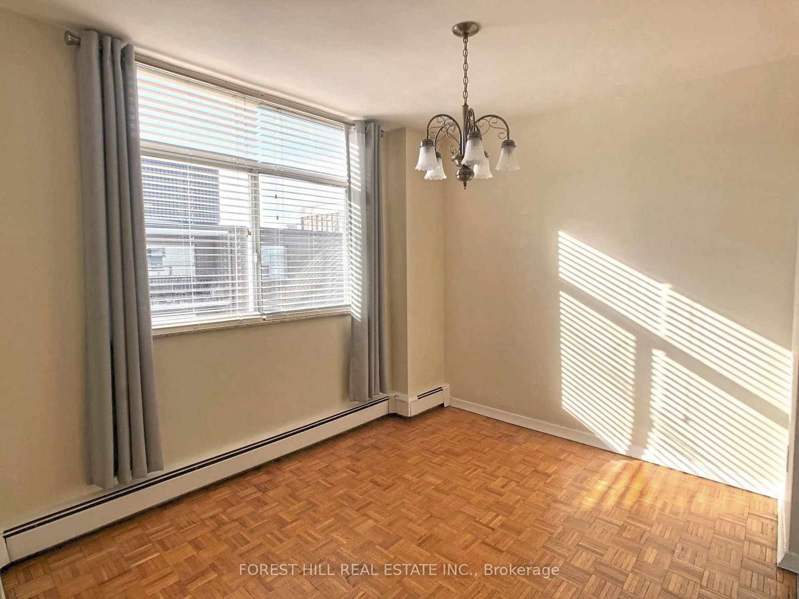 335 Lonsdale Road, Unit 502 thumbnail 7