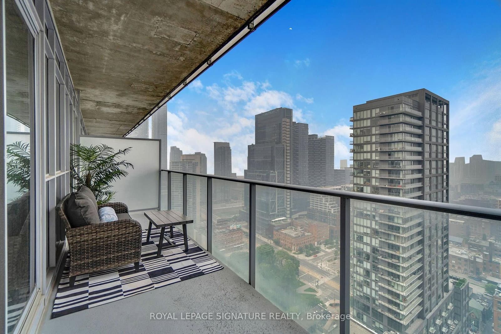 375 King Street, Unit 3210 thumbnail 23