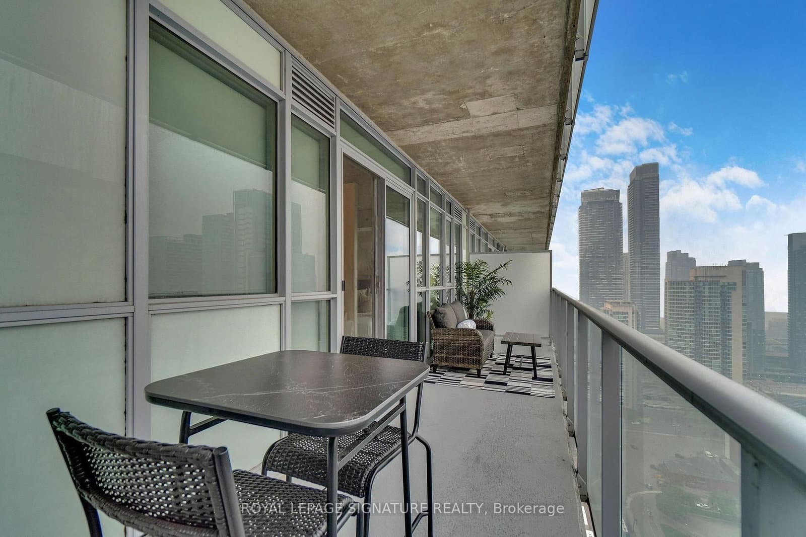 375 King Street, Unit 3210 thumbnail 25