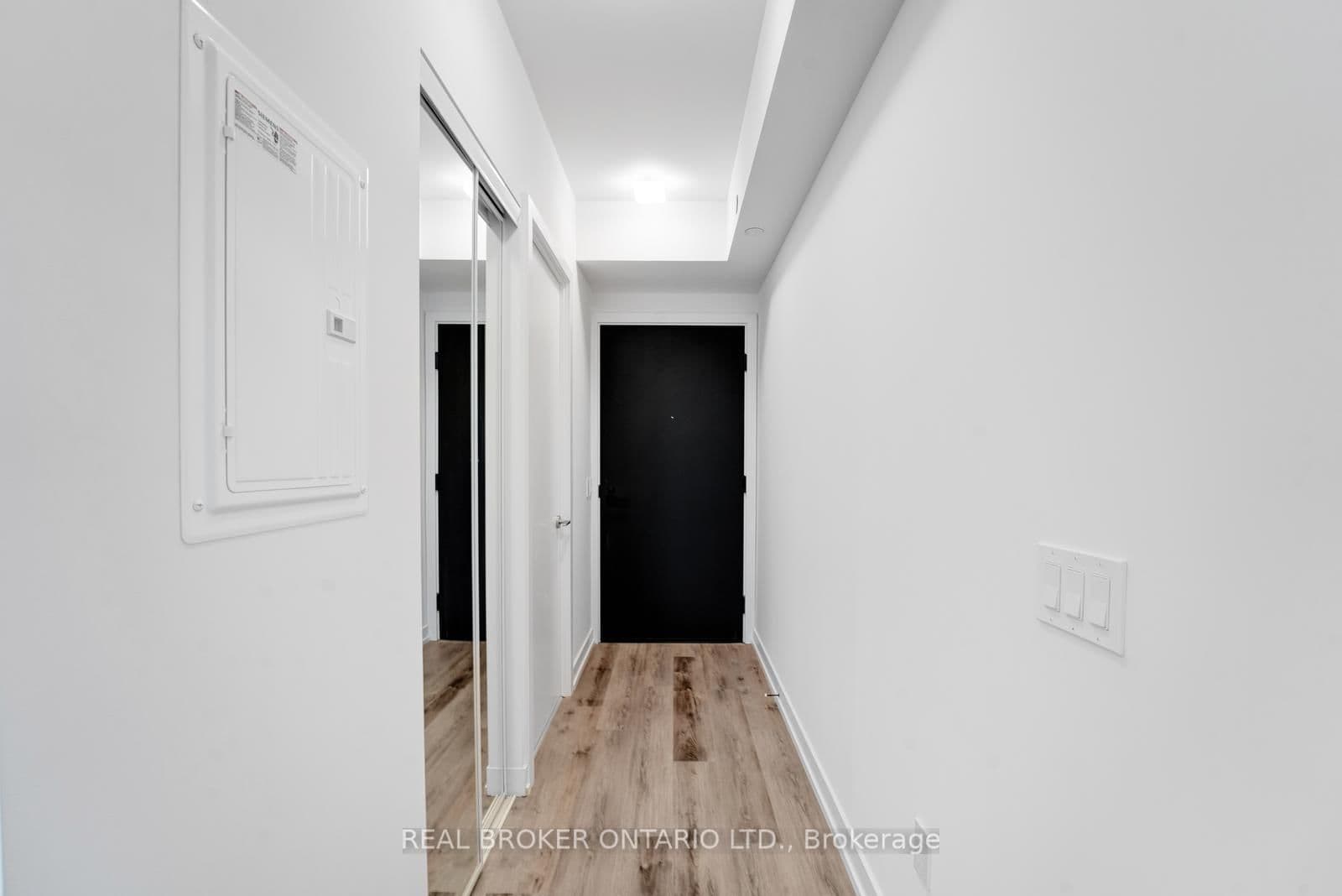28 Eastern Avenue, Unit LPH16 thumbnail 15