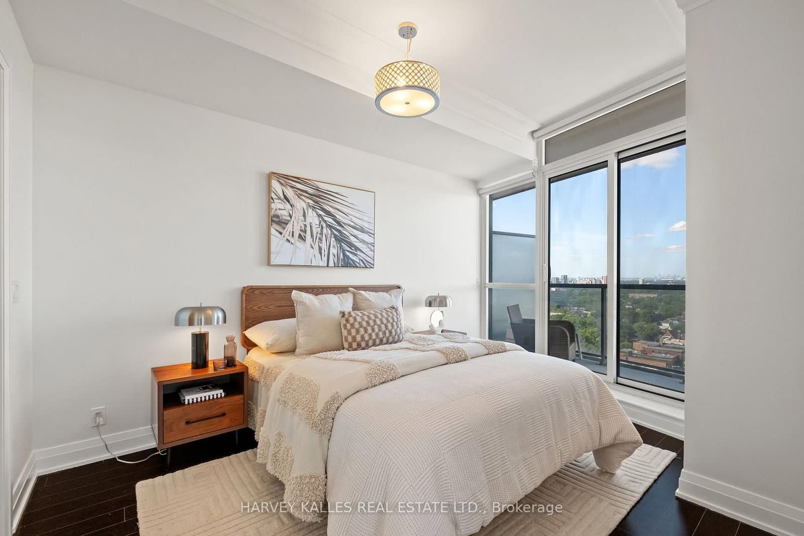 530 St Clair Avenue W, Unit 1602 thumbnail 8