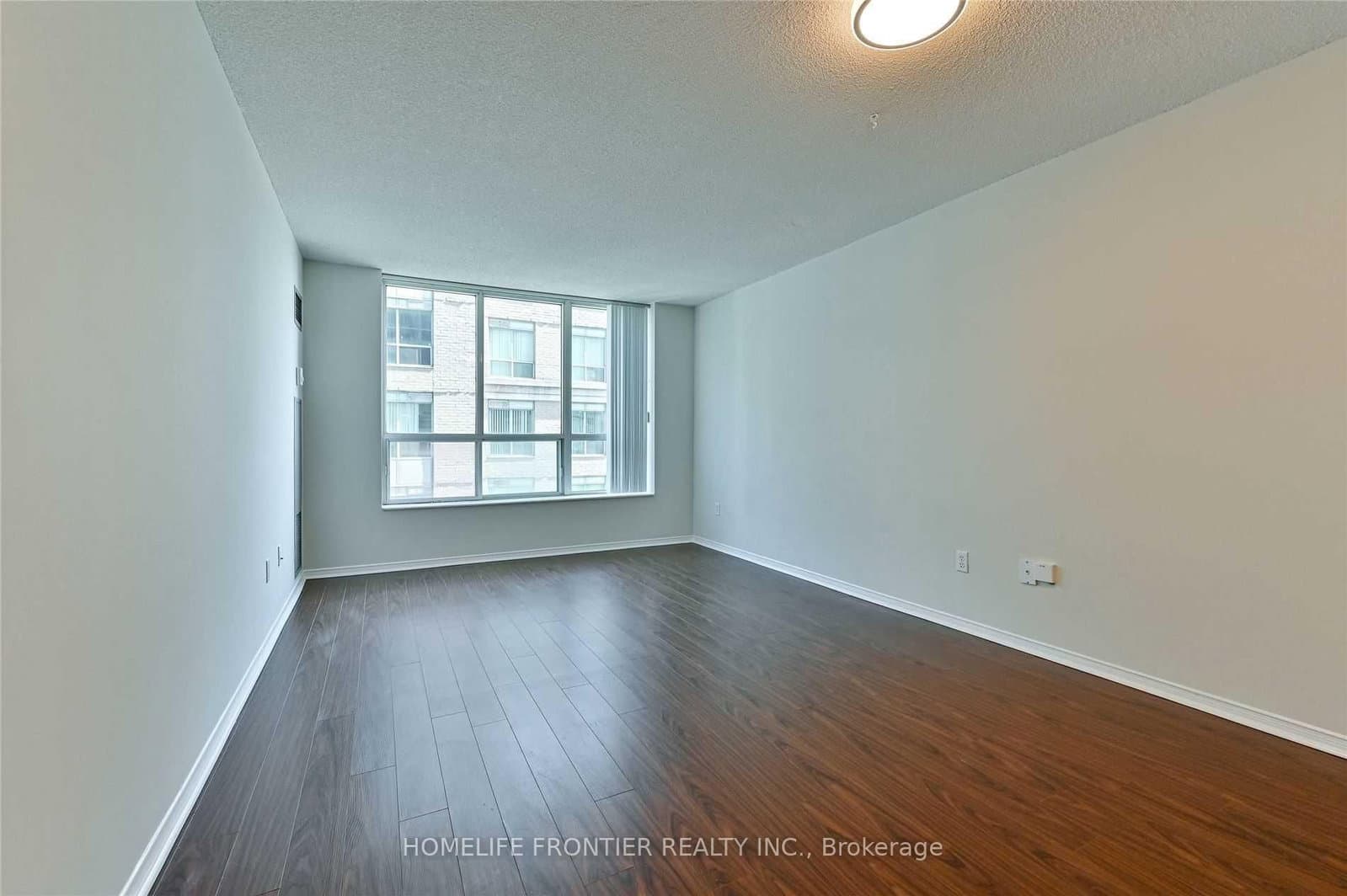 29 Pemberton Avenue, Unit 1008 thumbnail 7