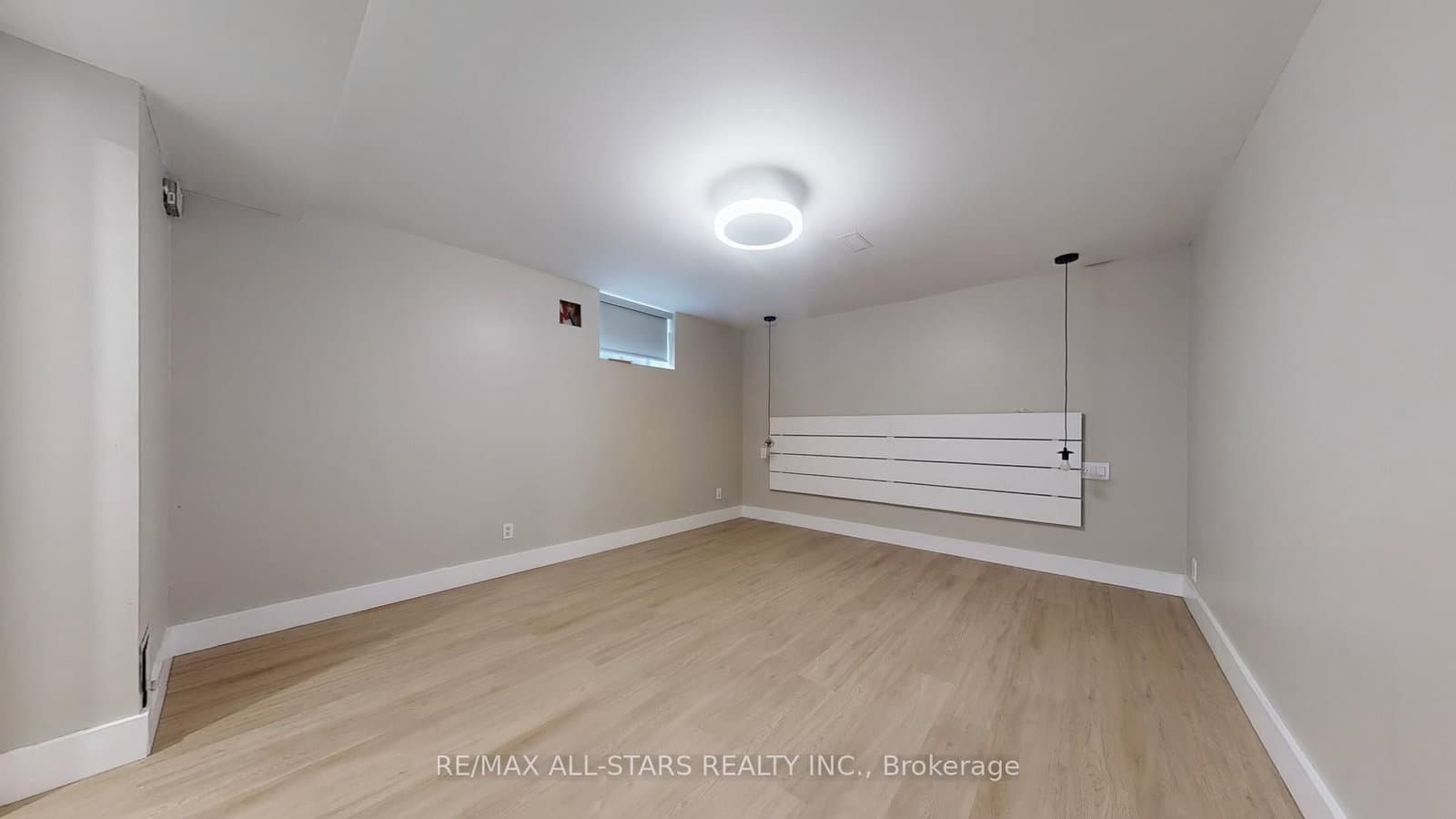 105 Betty Ann Drive thumbnail 31