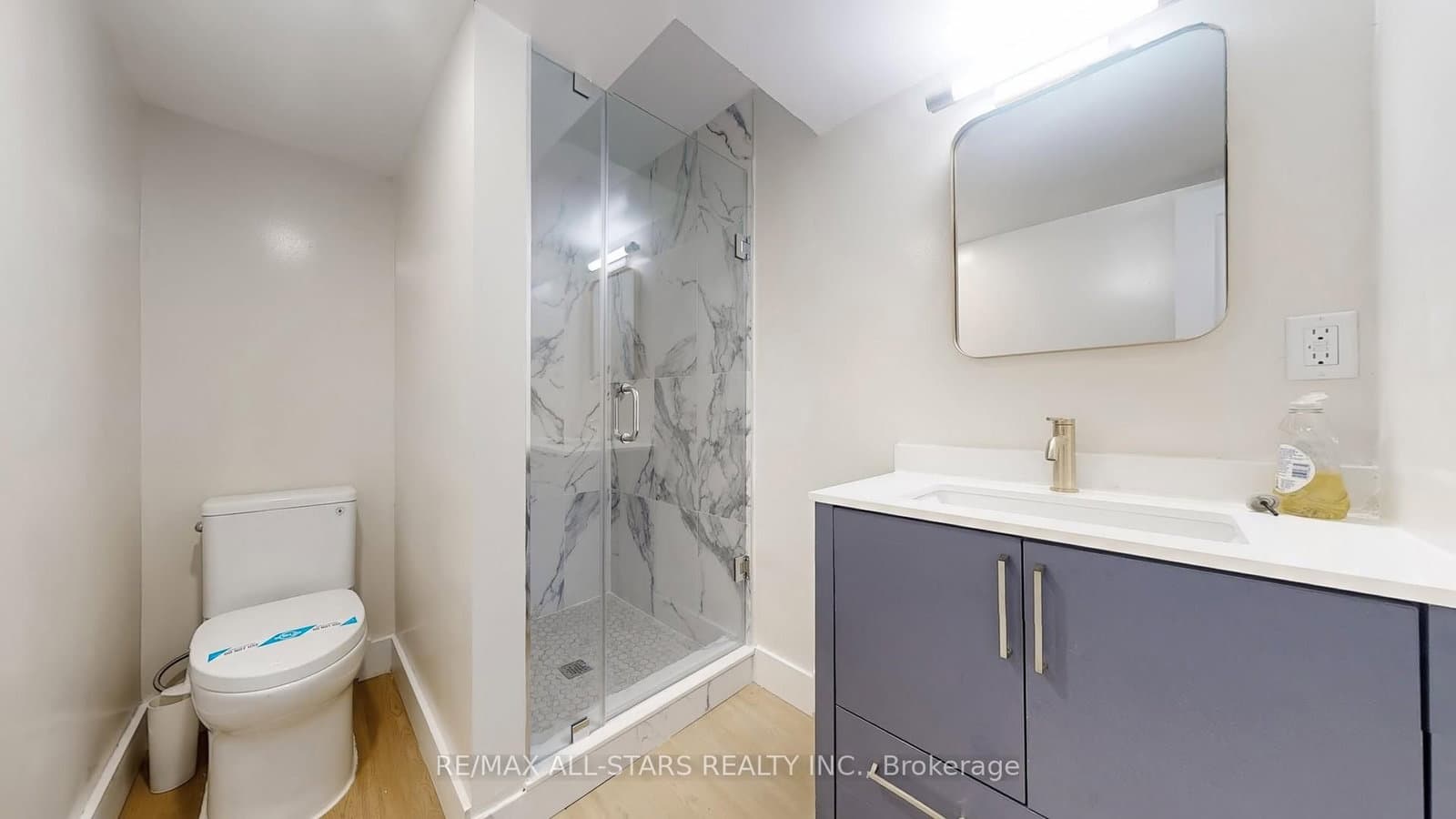 105 Betty Ann Drive thumbnail 34