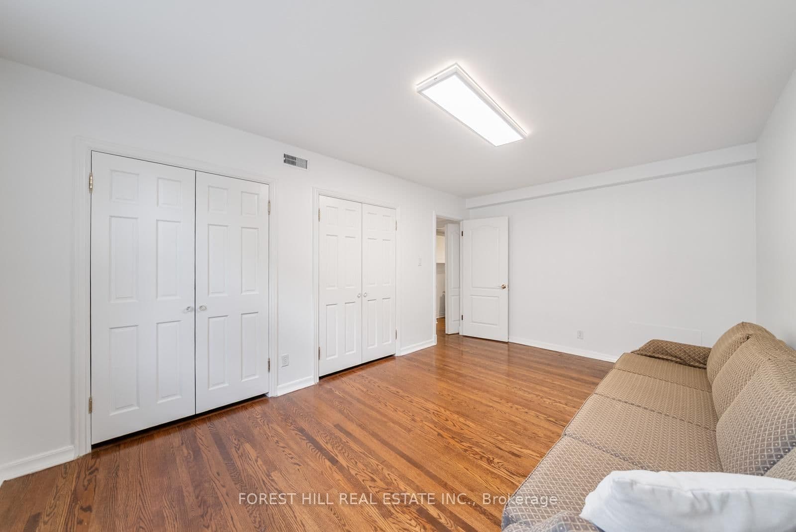 717 Eglinton Avenue W, Unit 301 thumbnail 32
