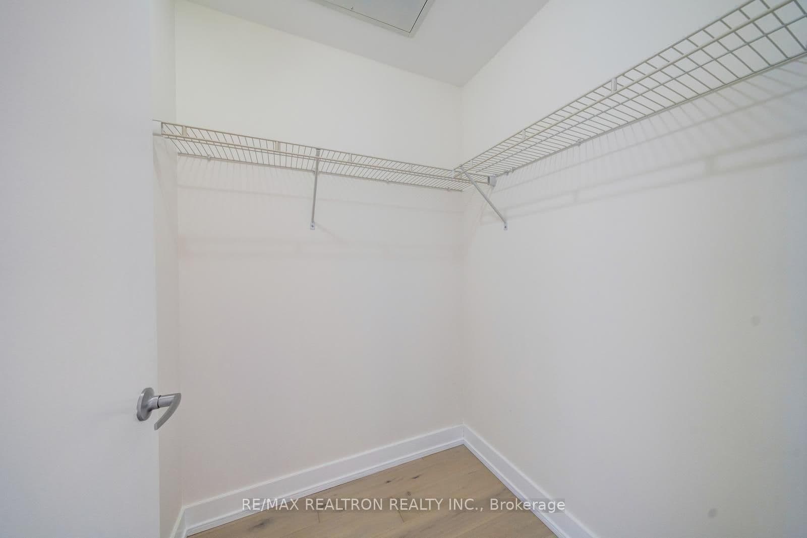75 The Donway W, Unit 103 thumbnail 32
