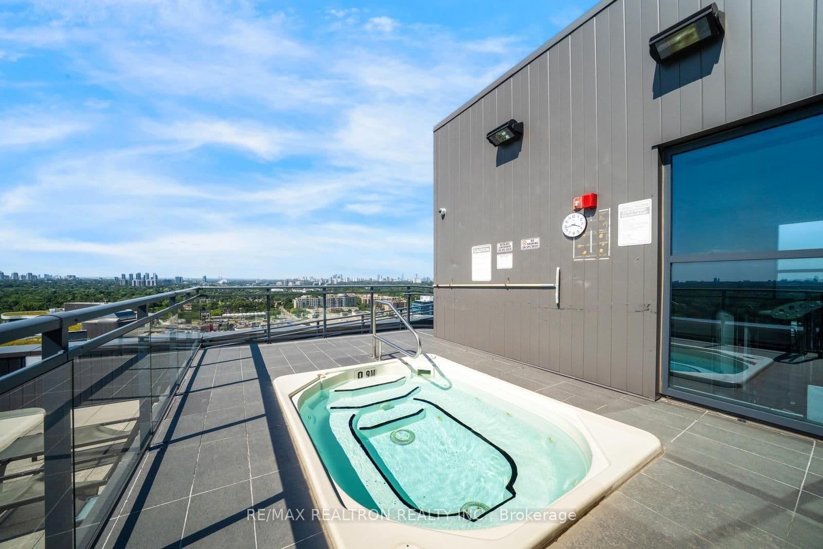 75 The Donway W, Unit 103 thumbnail 47