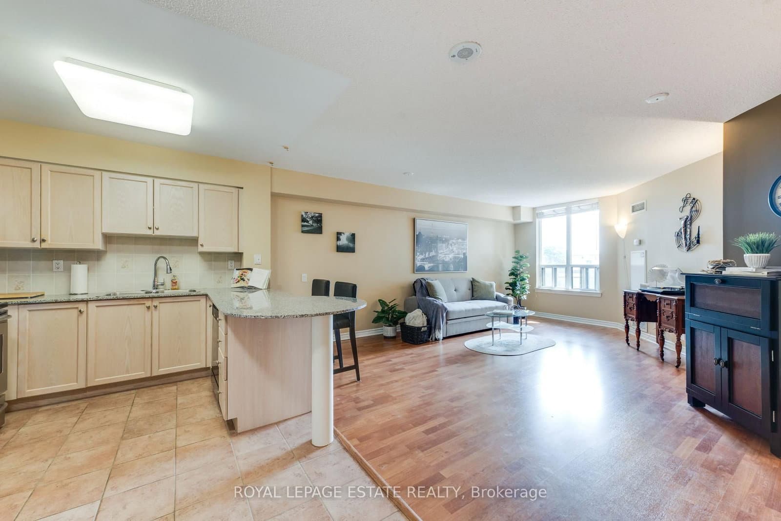 #623 - 1720 Eglinton Avenue E