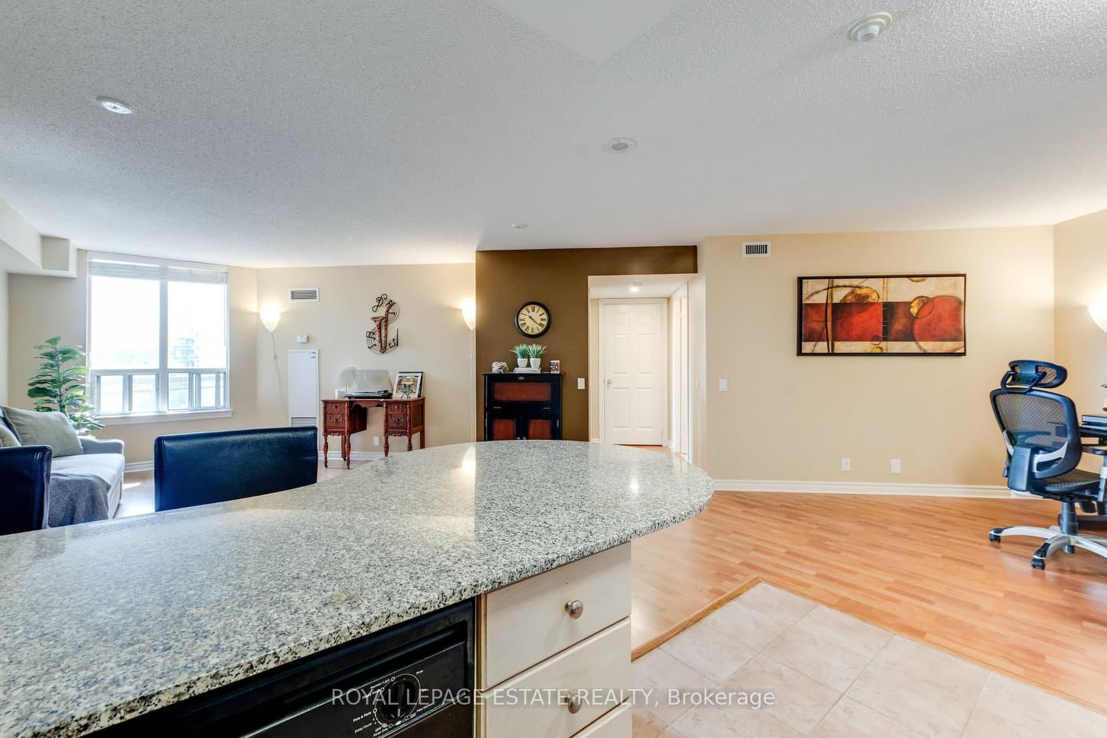 1720 Eglinton Avenue E, Unit 623 thumbnail 7