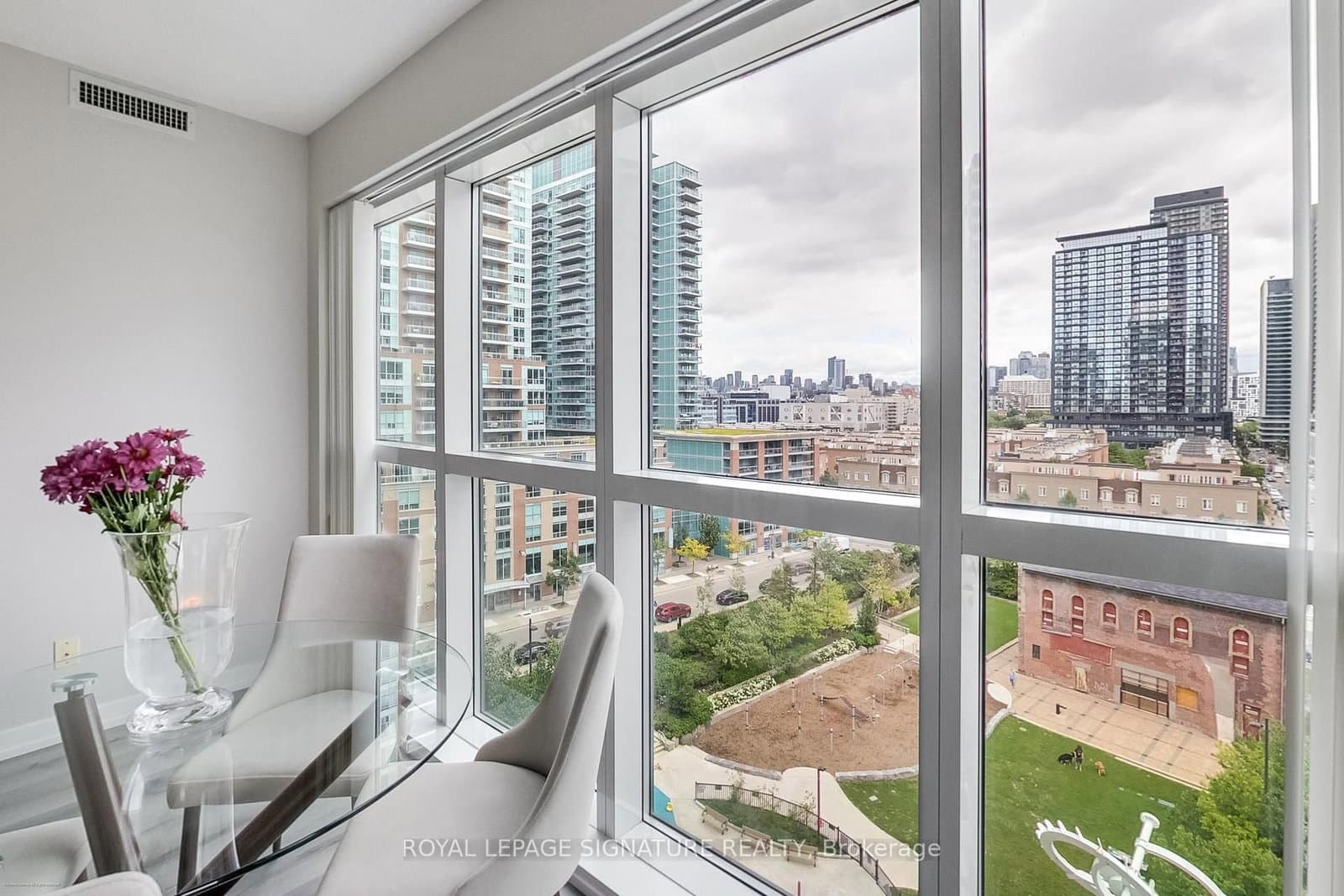 69 Lynn Williams Street, Unit 904 thumbnail 15