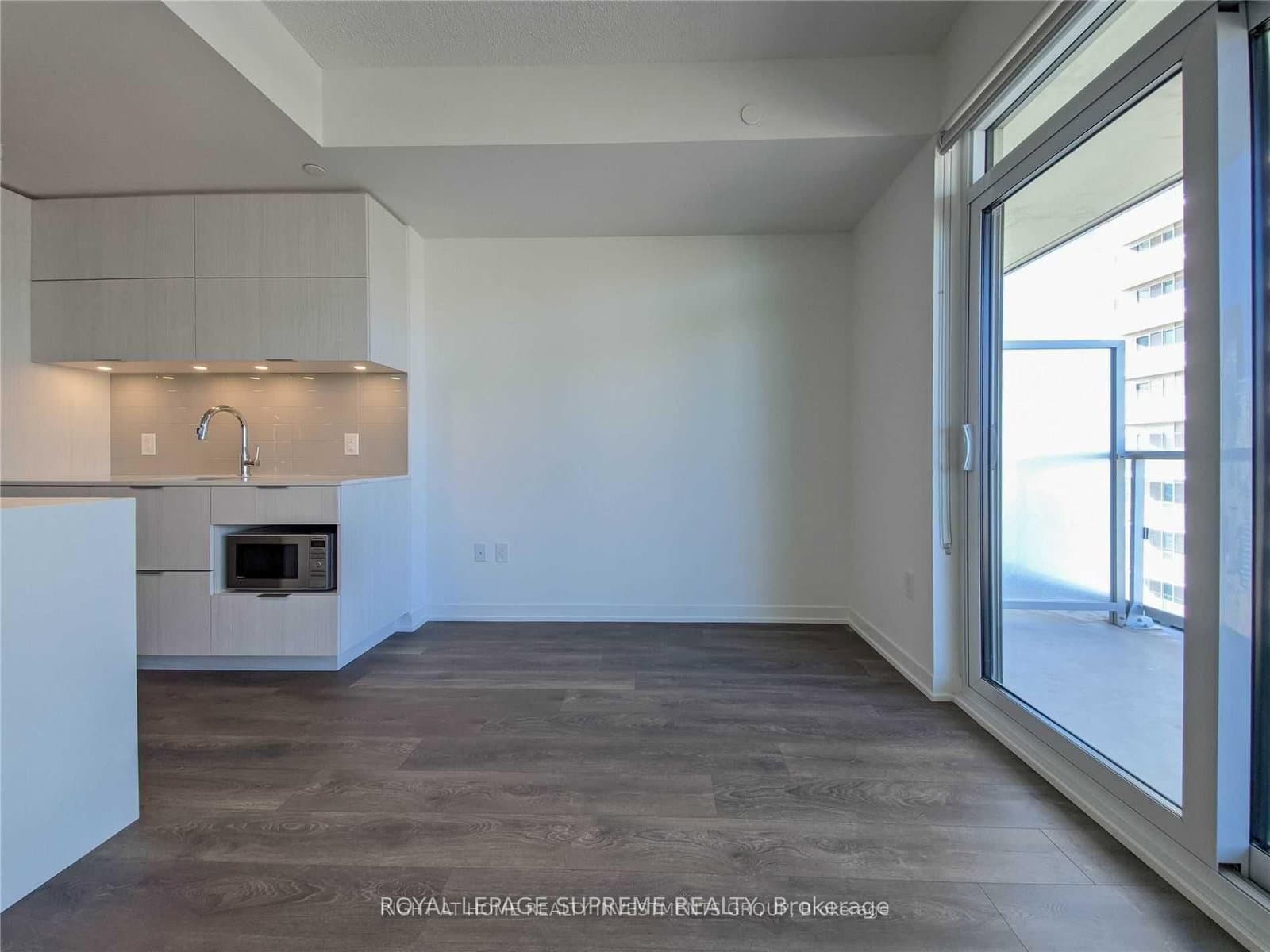 20 Richardson Street, Unit 3006 thumbnail 4