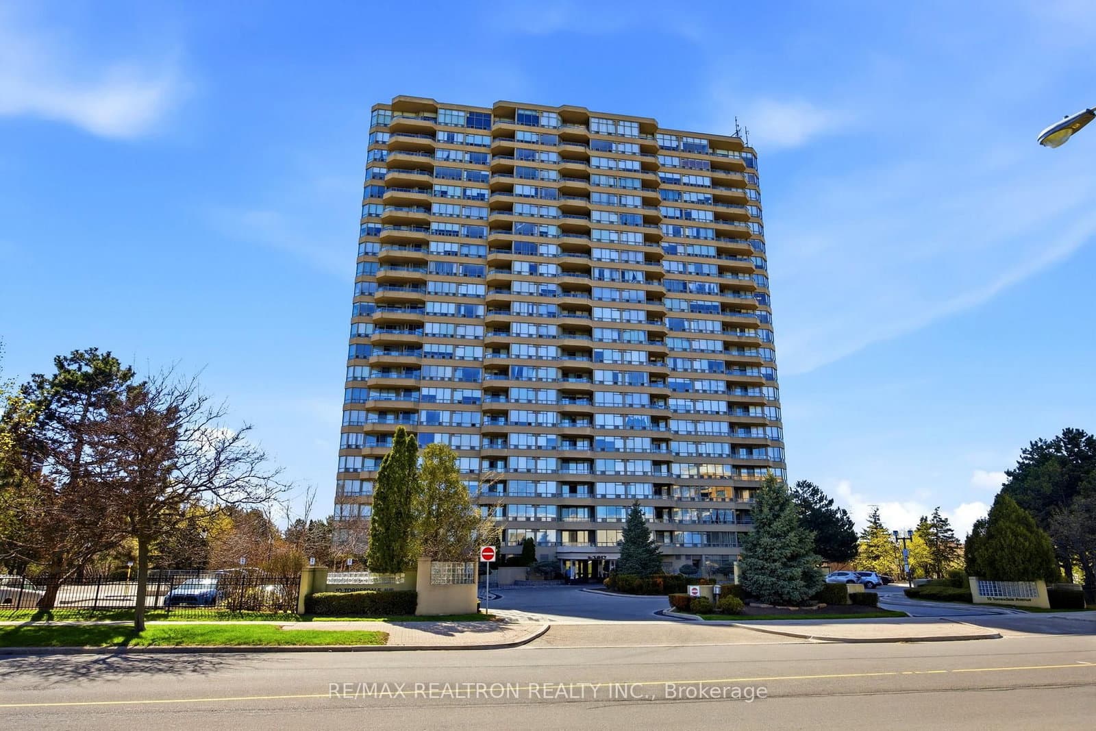 #506 - 10 Torresdale Avenue