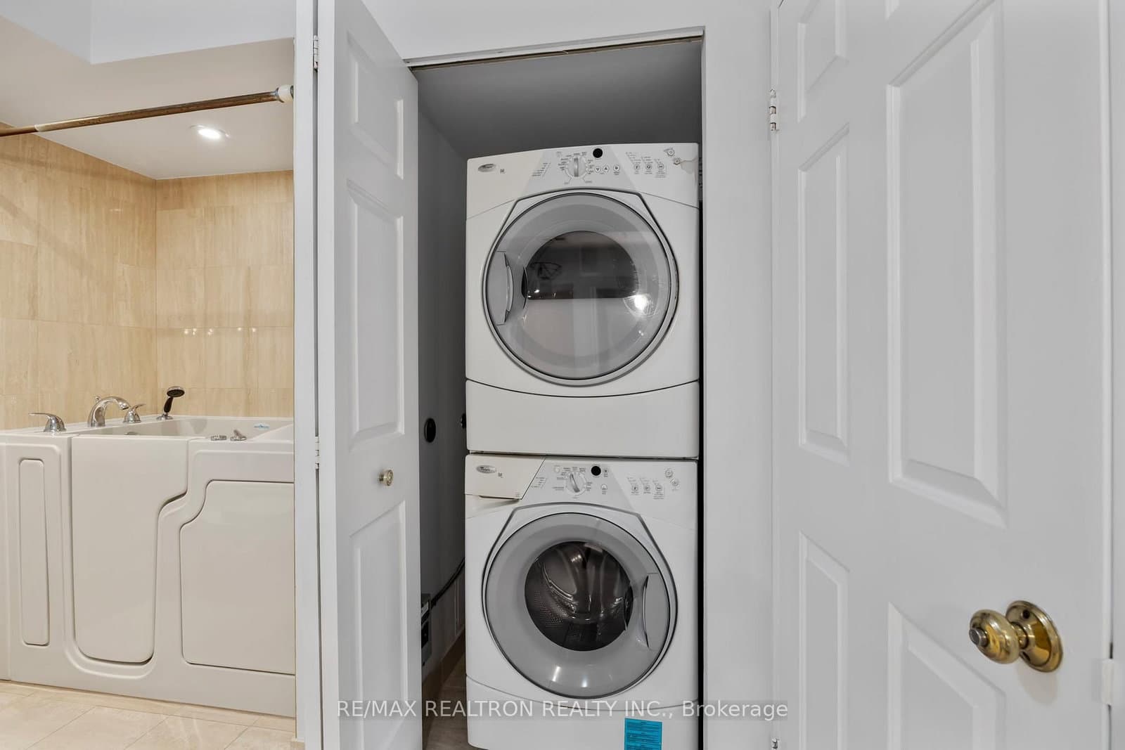 10 Torresdale Avenue, Unit 506 thumbnail 10