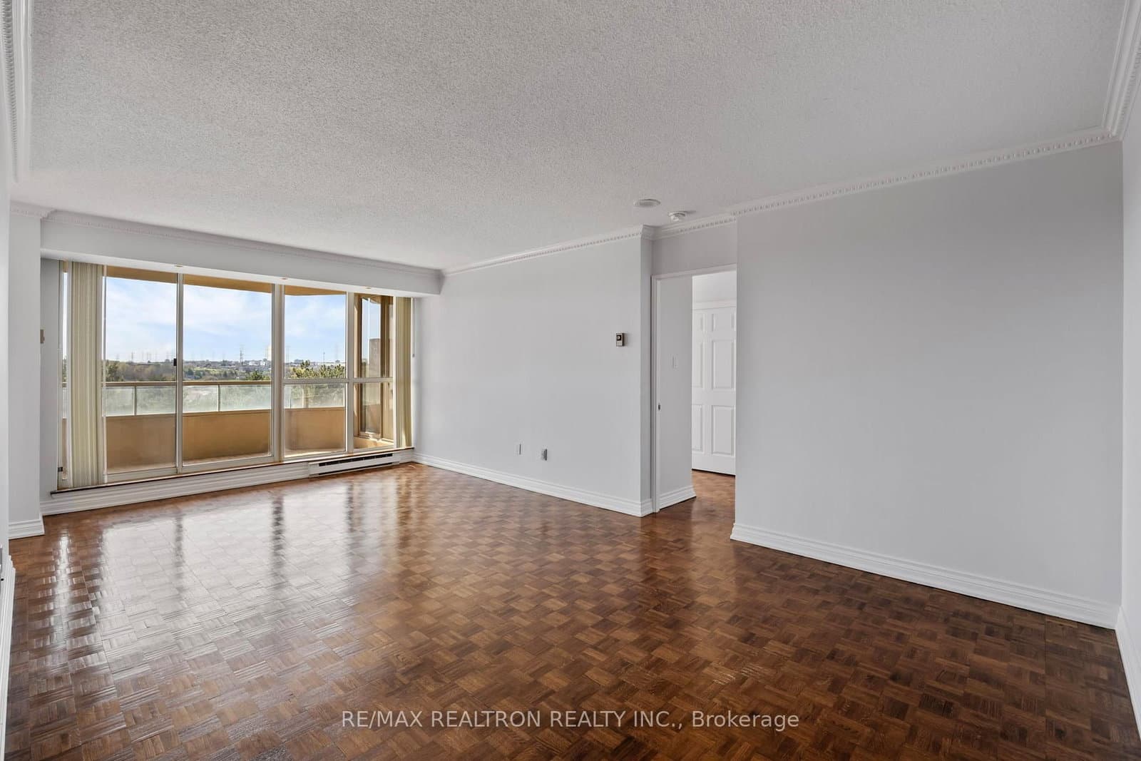 10 Torresdale Avenue, Unit 506 thumbnail 3