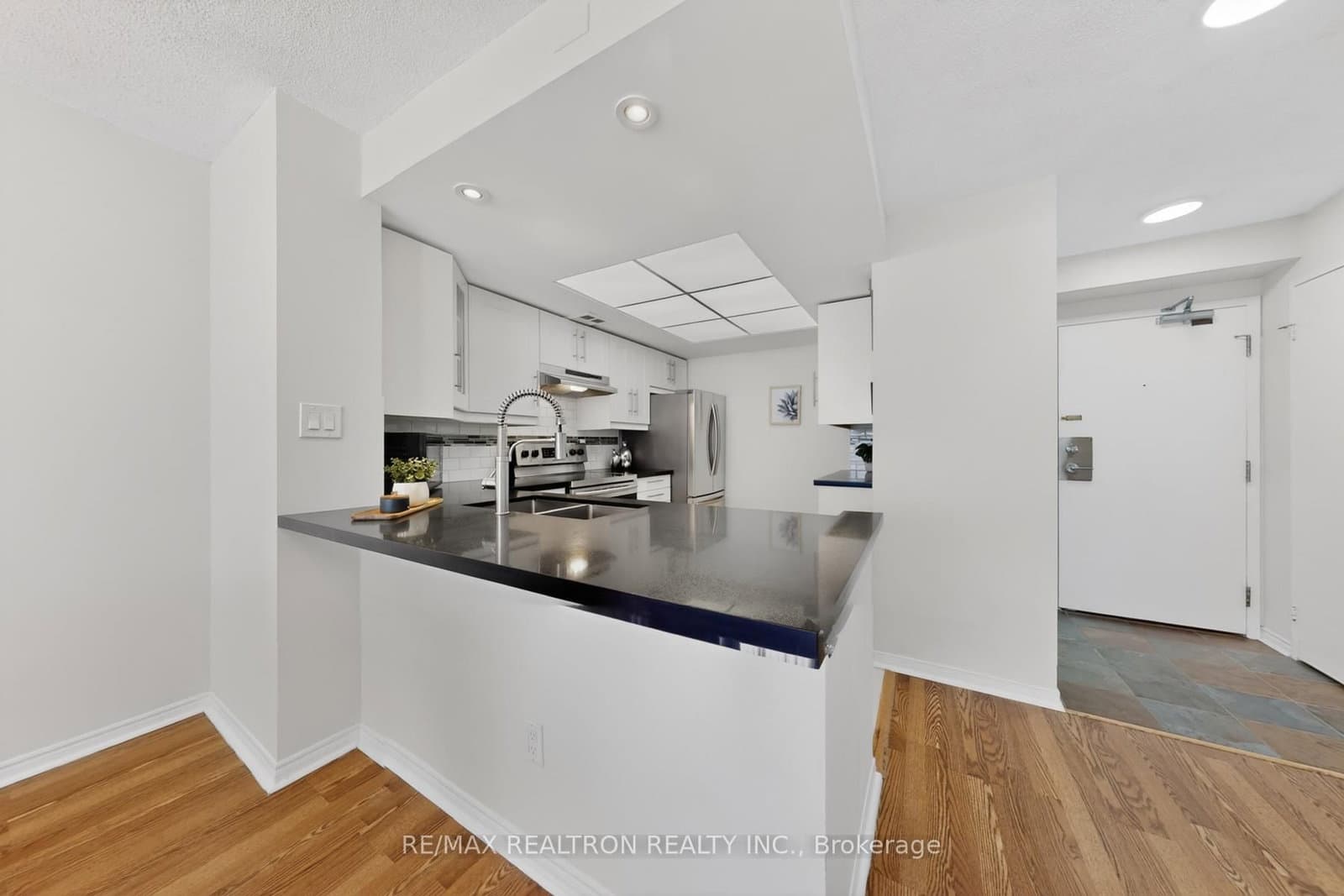 5765 Yonge Street, Unit 410 thumbnail 10