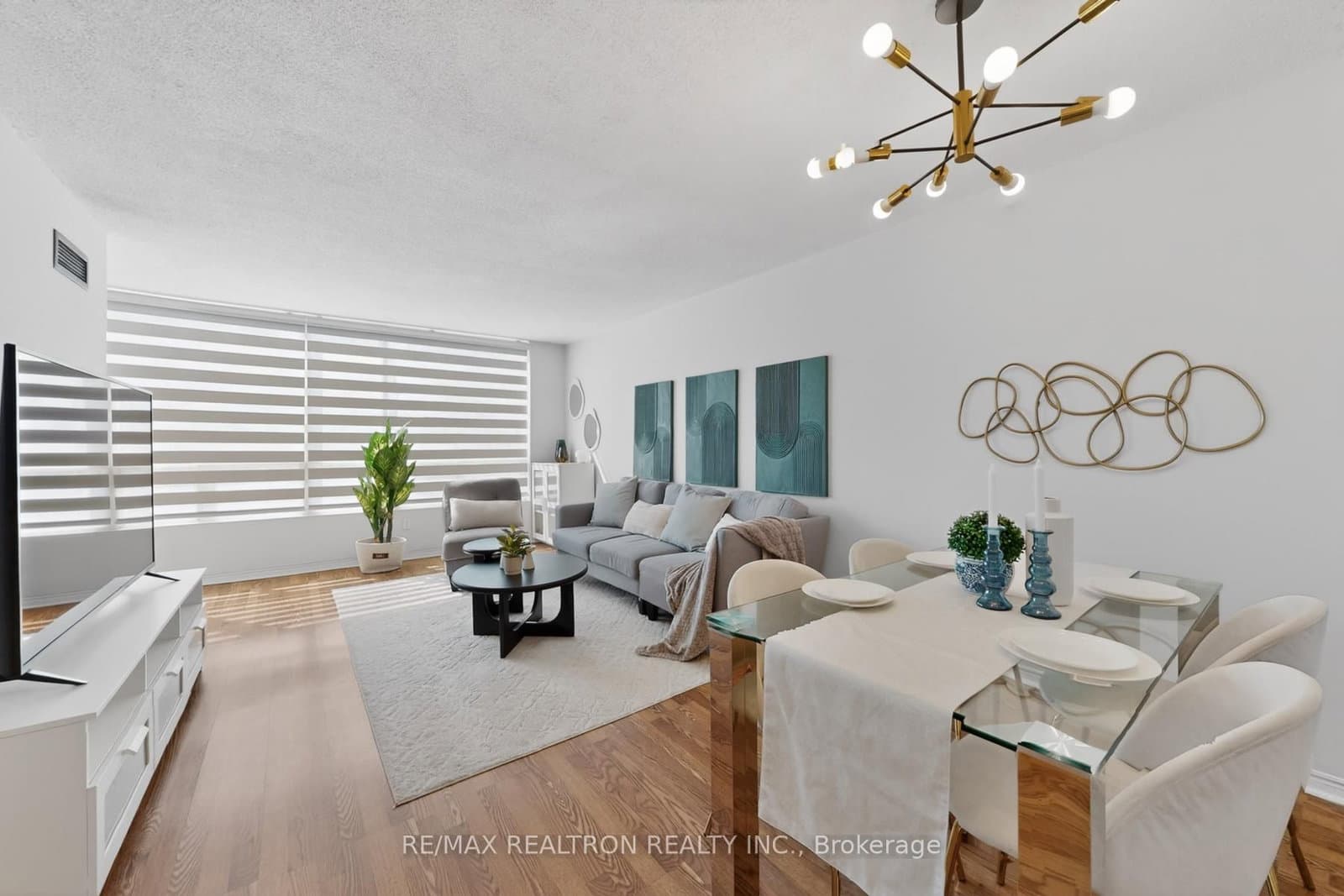 5765 Yonge Street, Unit 410 thumbnail 3