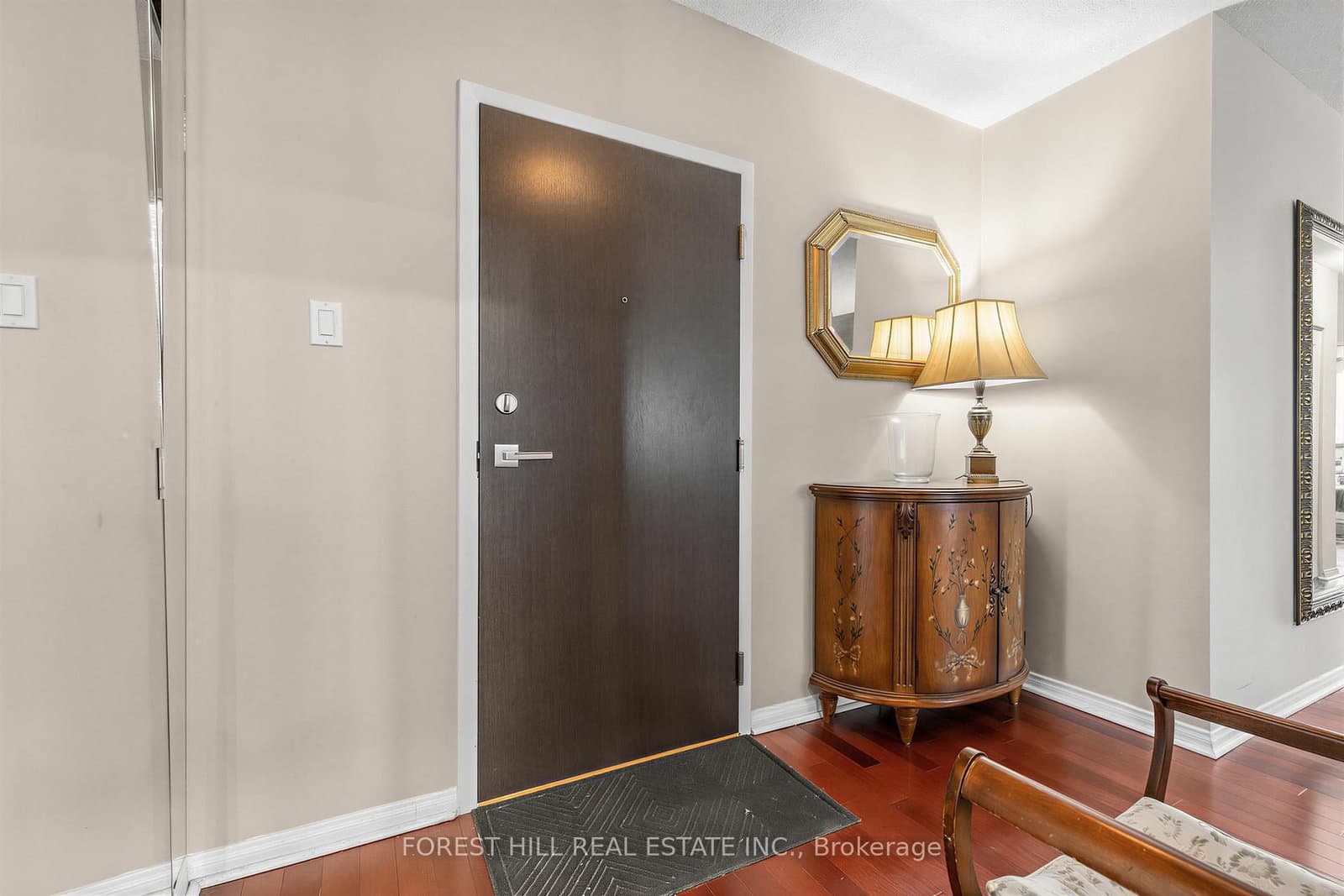 15 Mcmurrich Street, Unit PH01 thumbnail 32