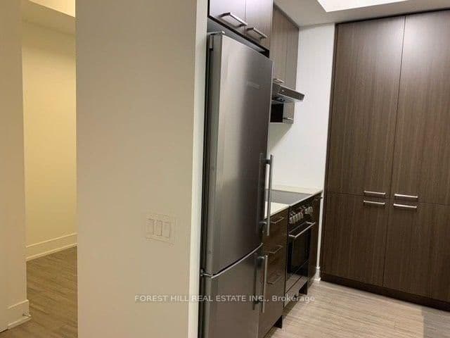 310 Tweedsmuir Avenue, Unit 506 thumbnail 8