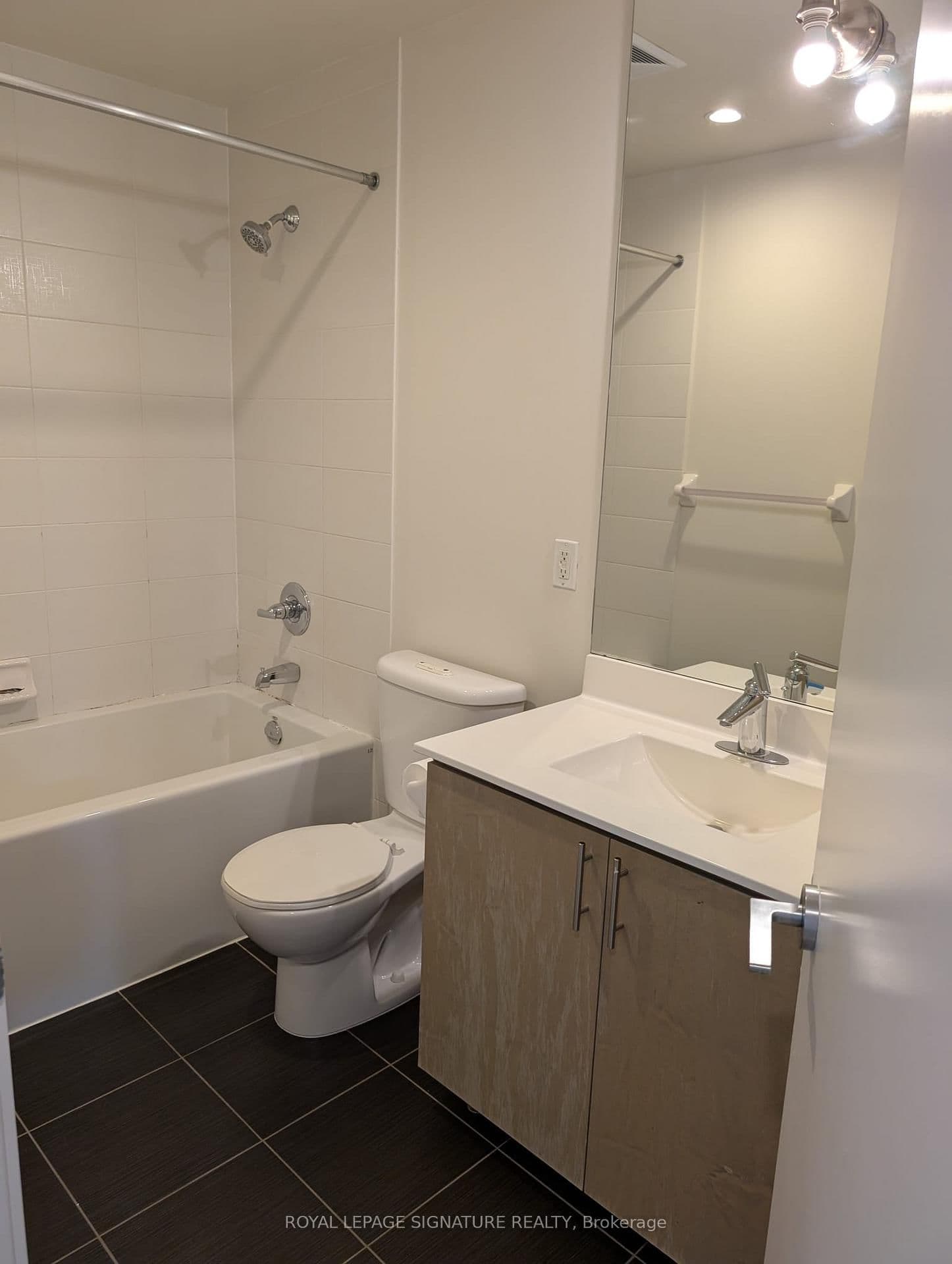 181 Wynford Drive, Unit 2206 thumbnail 8