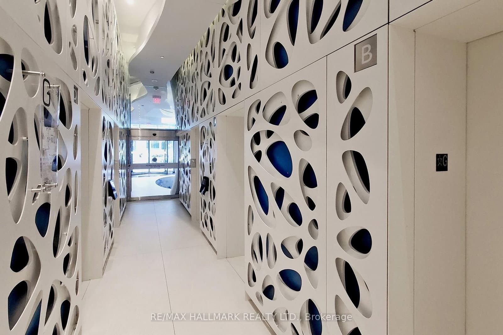 1 Bloor Street E, Unit 520 thumbnail 25
