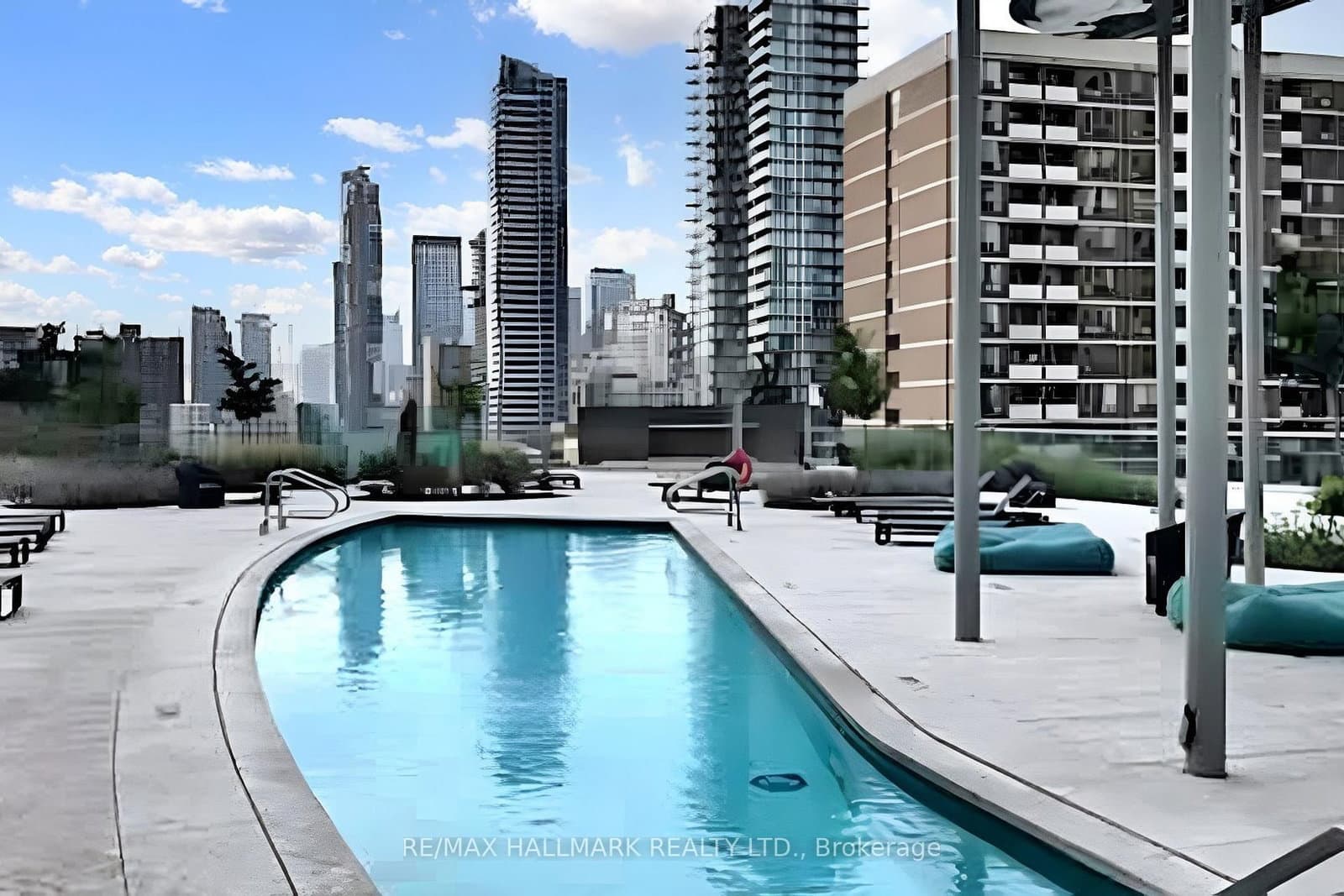 1 Bloor Street E, Unit 520 thumbnail 33