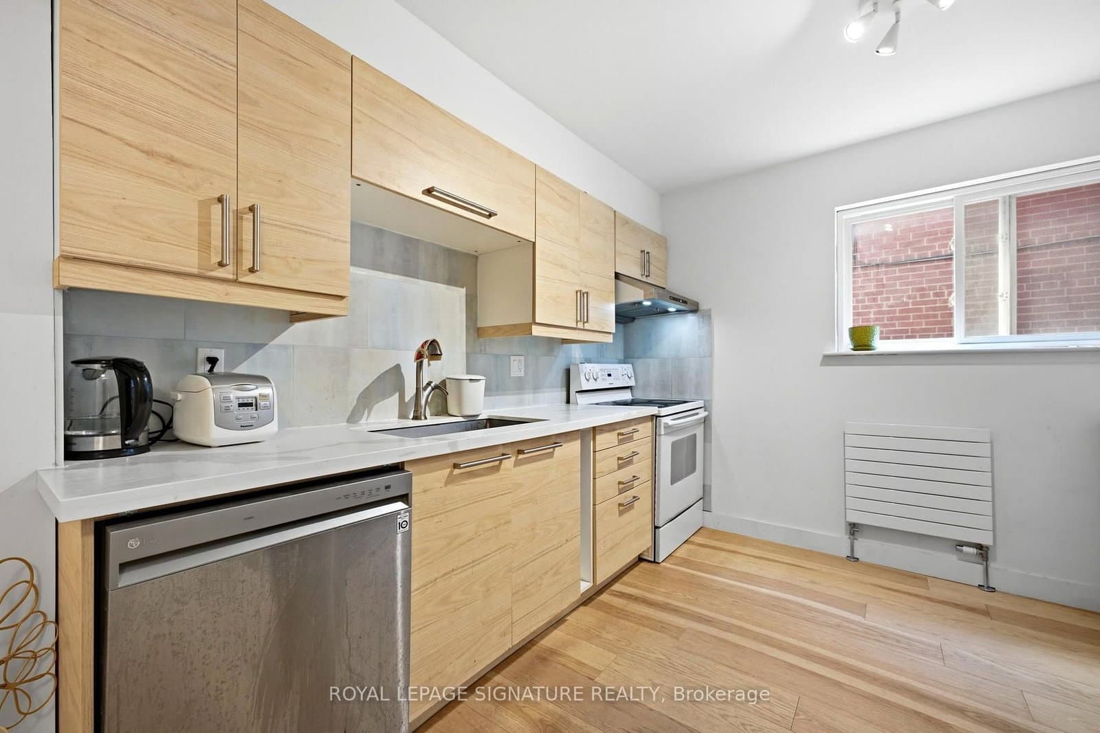 293 Glenforest Road, Unit MAIN thumbnail 11