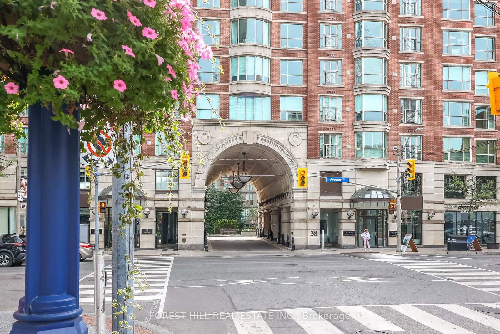 38 Avenue Road, Unit 305 - Image 1
