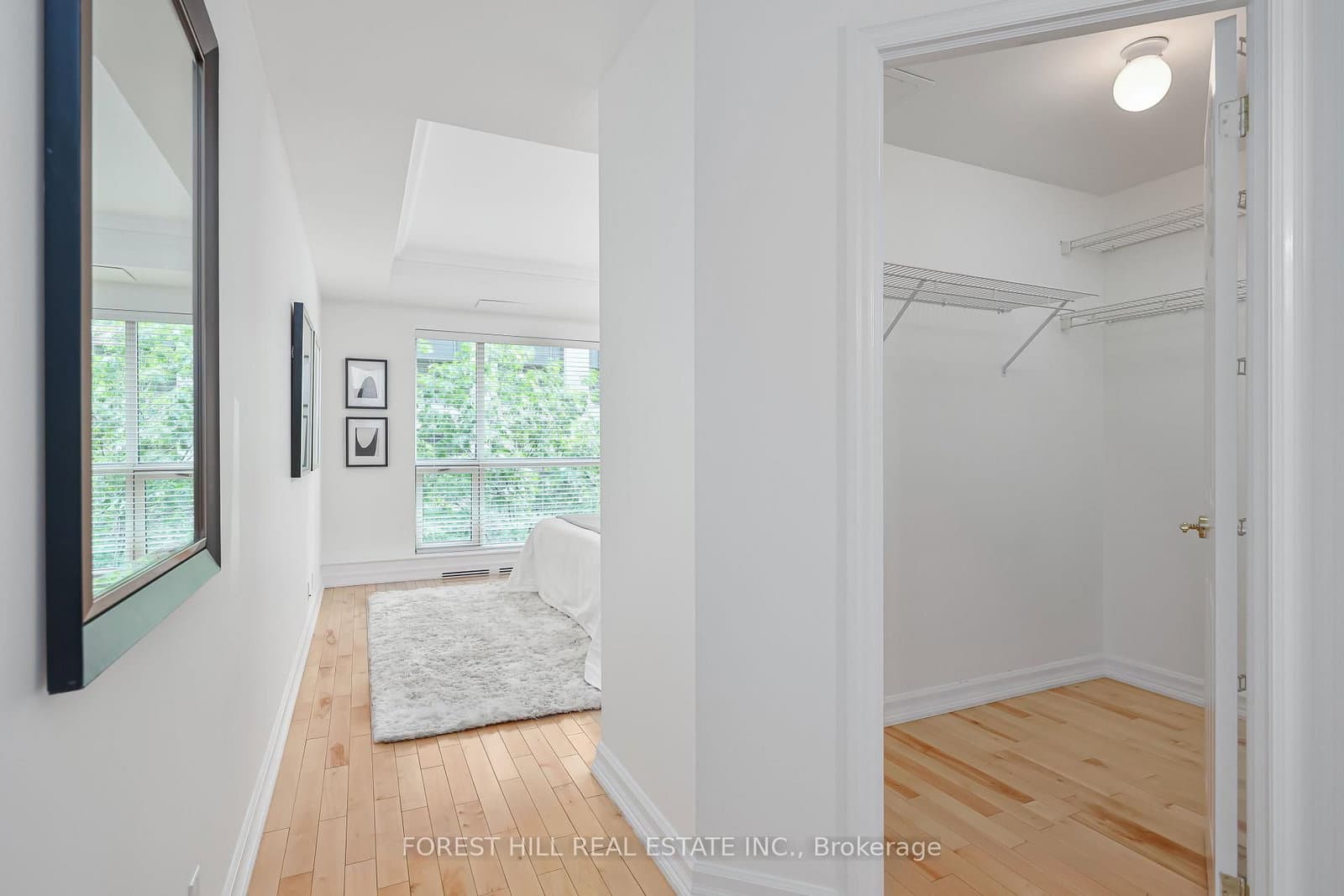 38 Avenue Road, Unit 305 thumbnail 18