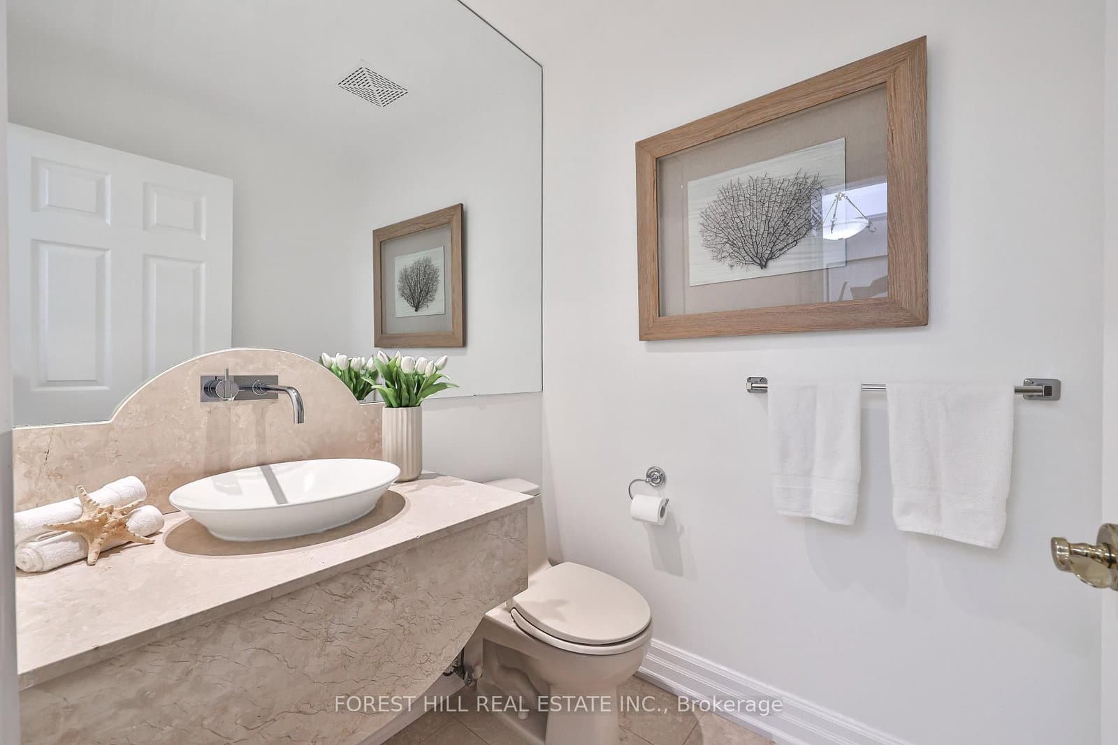 38 Avenue Road, Unit 305 thumbnail 26