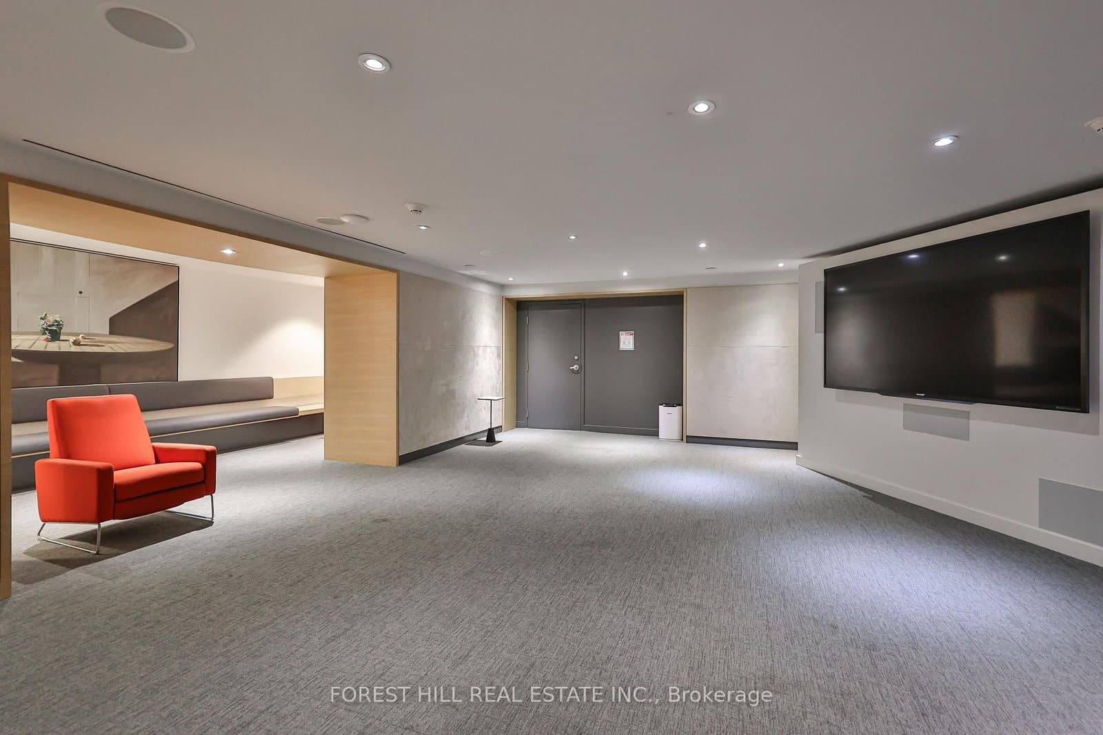 38 Avenue Road, Unit 305 thumbnail 29